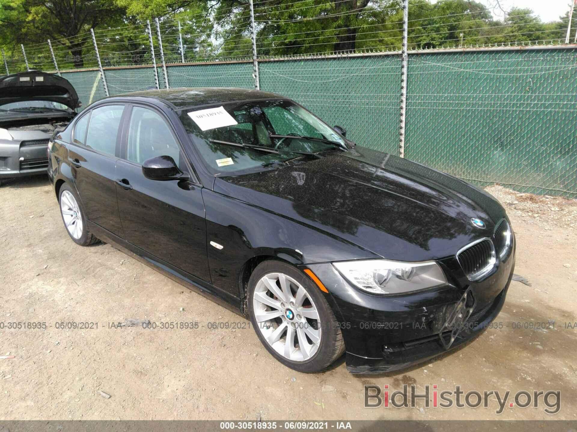 Photo WBAPH7G53BNL85915 - BMW 3 SERIES 2011