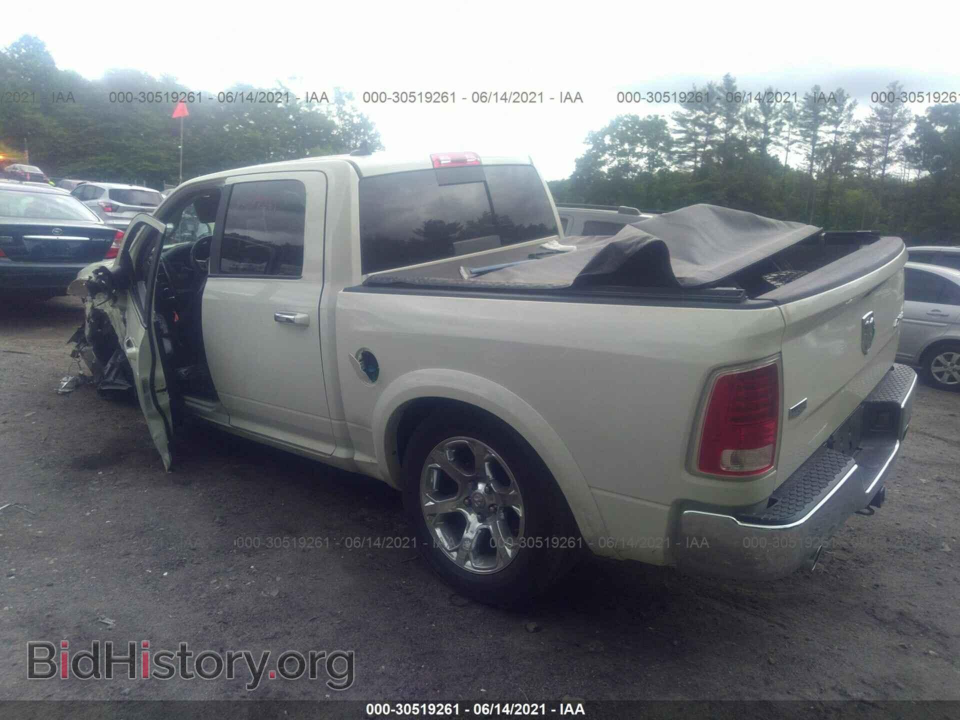 2018 RAM 1500 - VIN: 1C6RR7NM4JS231949 - Фото 3