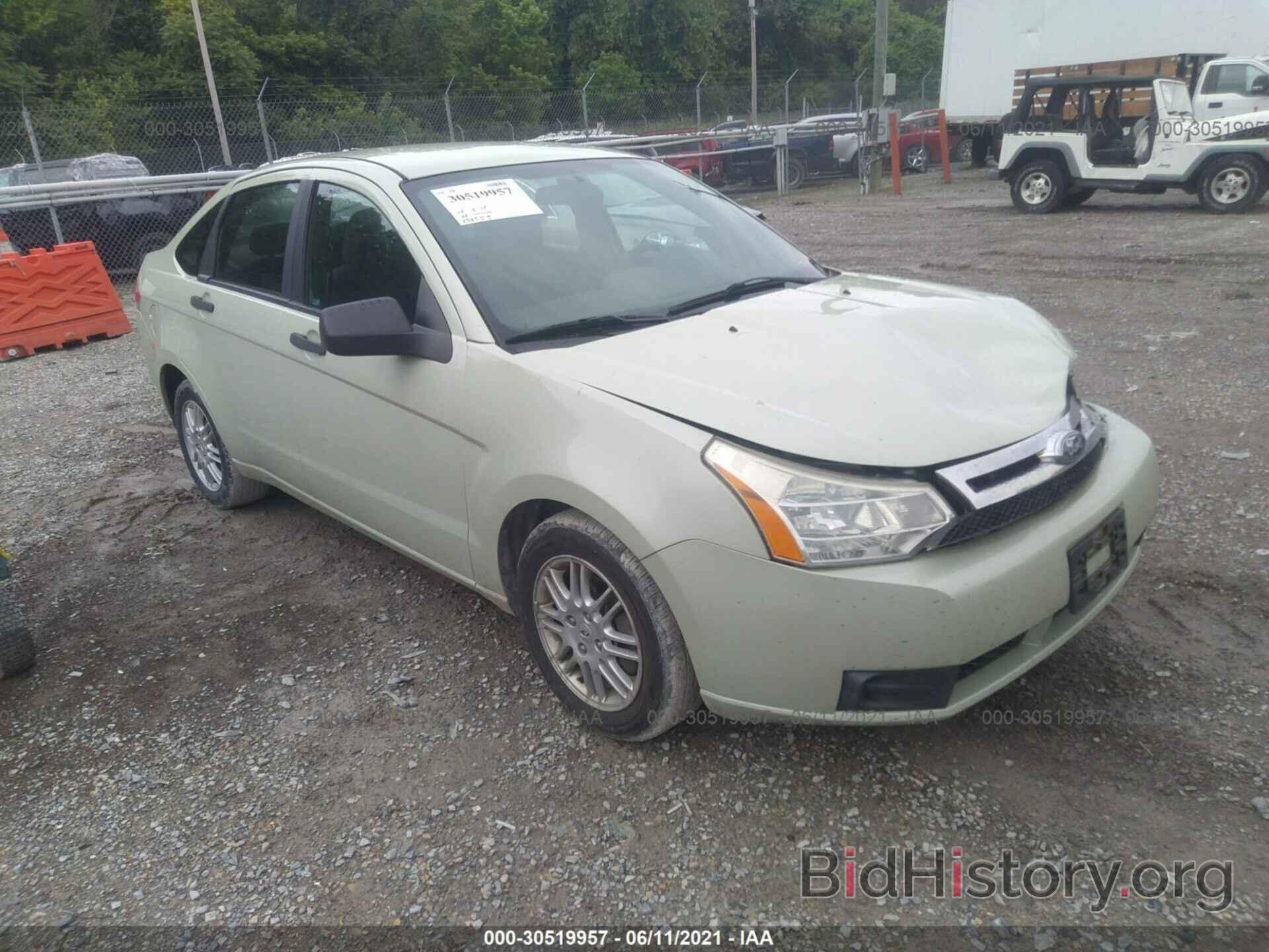 Photo 1FAHP3FN3BW140746 - FORD FOCUS 2011