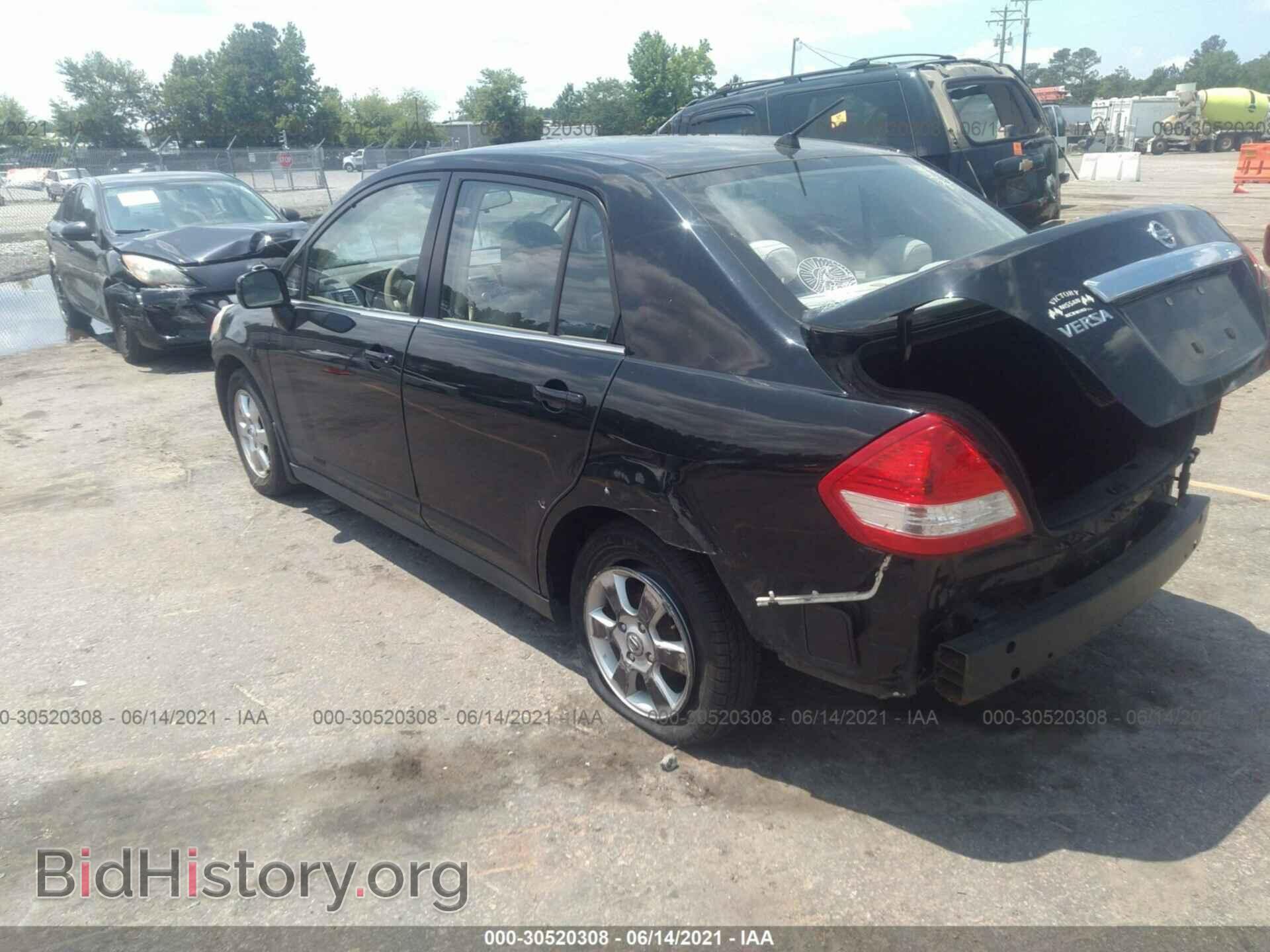 2007 NISSAN VERSA - VIN: 3N1BC11E97L403328 - Фото 3