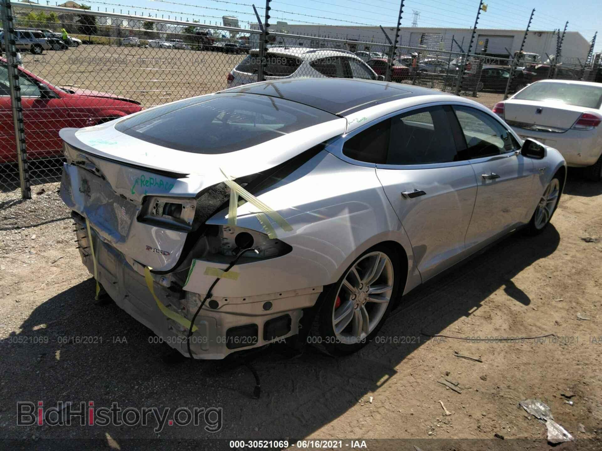 2014 TESLA MODEL S - VIN: 5YJSA1H20EFP62724 - Фото 4