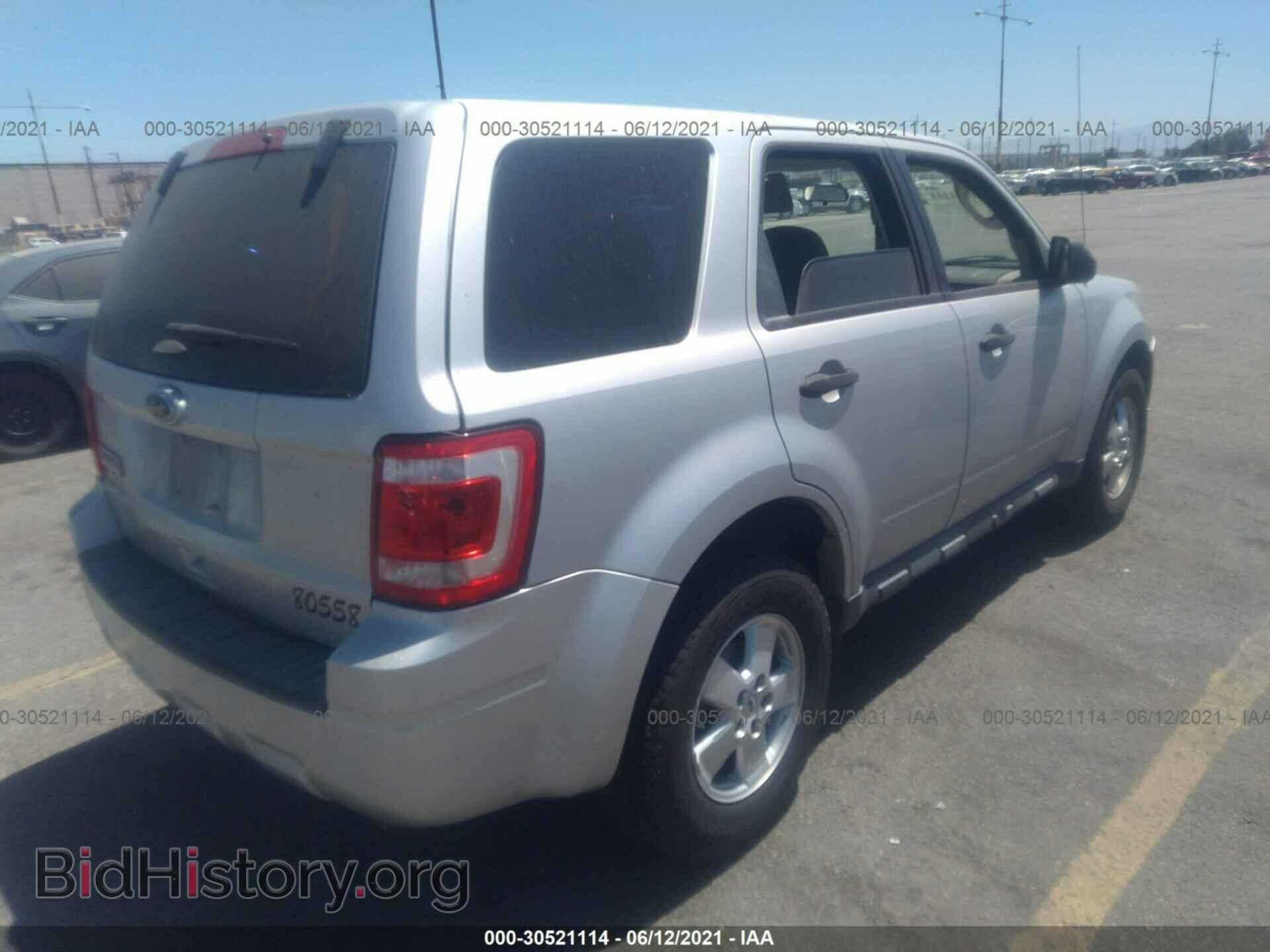 2011 FORD ESCAPE - VIN: 1FMCU0C71BKC23743 - Фото 4