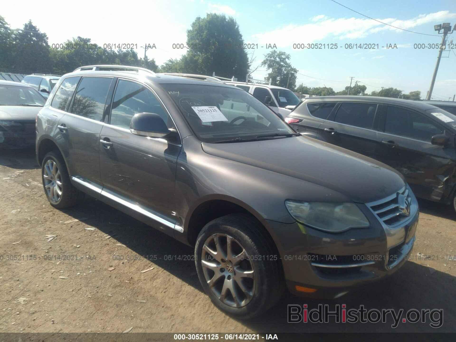 Photo WVGCB77L18D043245 - VOLKSWAGEN TOUAREG 2 2008