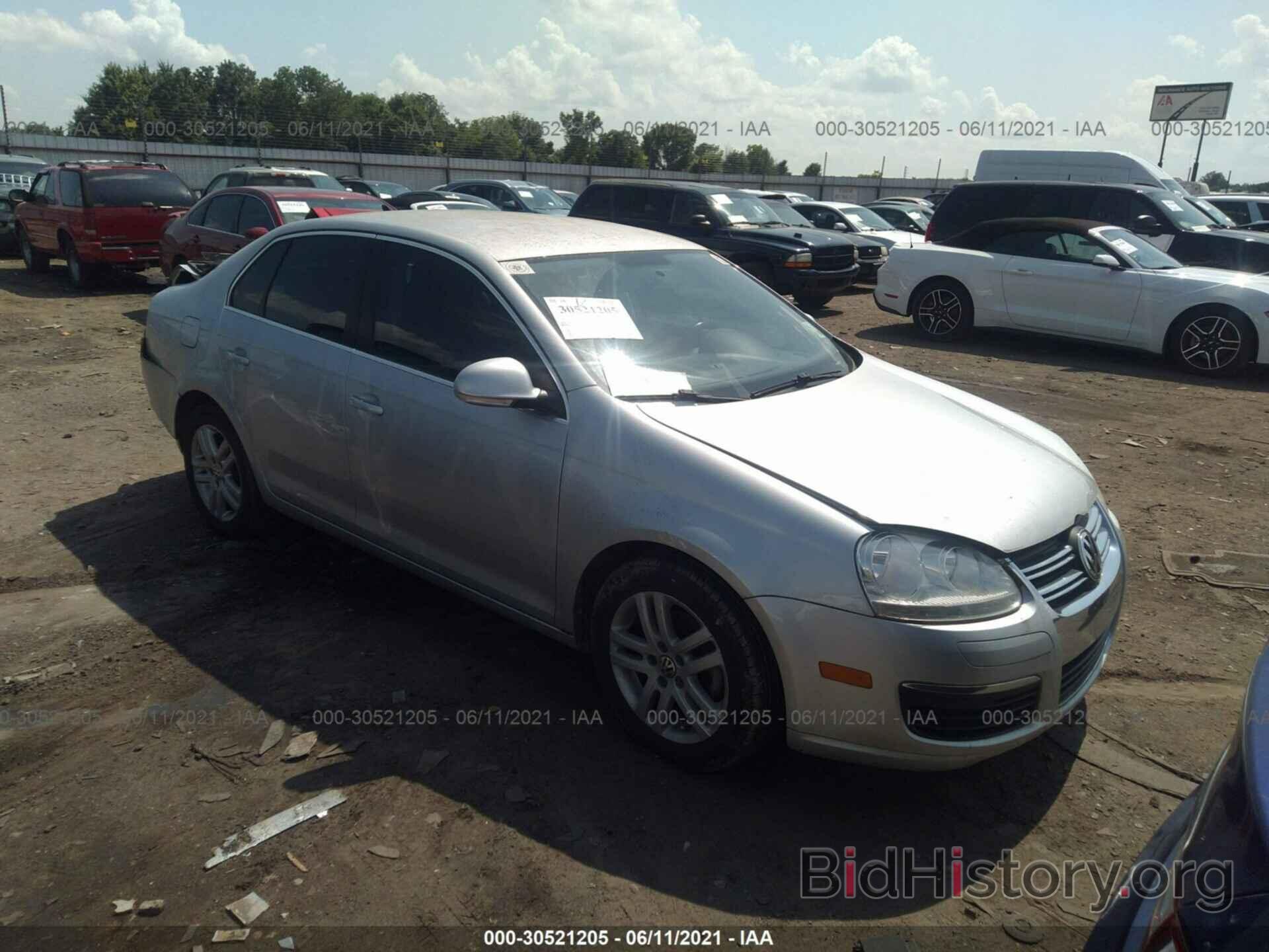 Photo 3VWAL7AJXAM130665 - VOLKSWAGEN JETTA SEDAN 2010