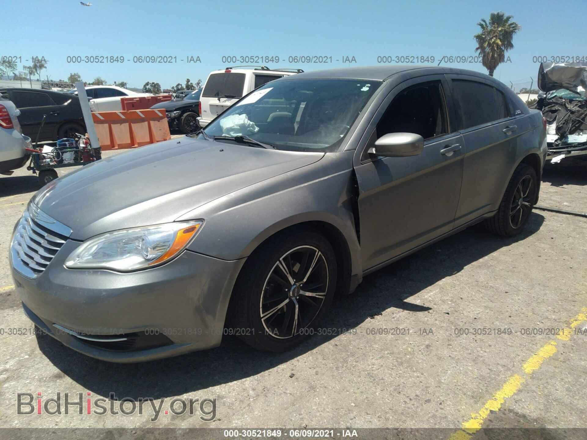 2012 CHRYSLER 200 - VIN: 1C3CCBBB3CN120692 - Photo 2