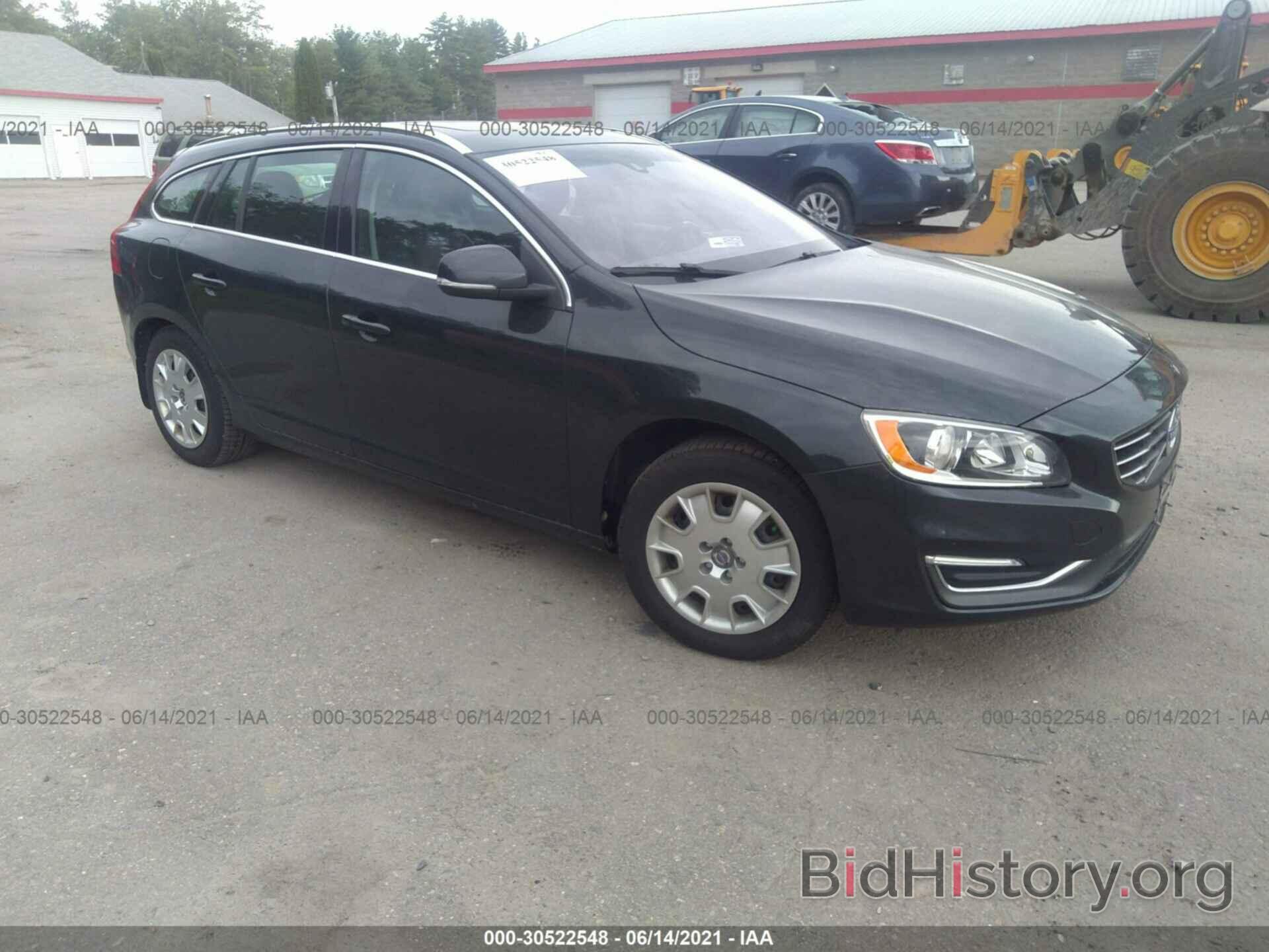 Photo YV1612SB4F1211572 - VOLVO V60 2015