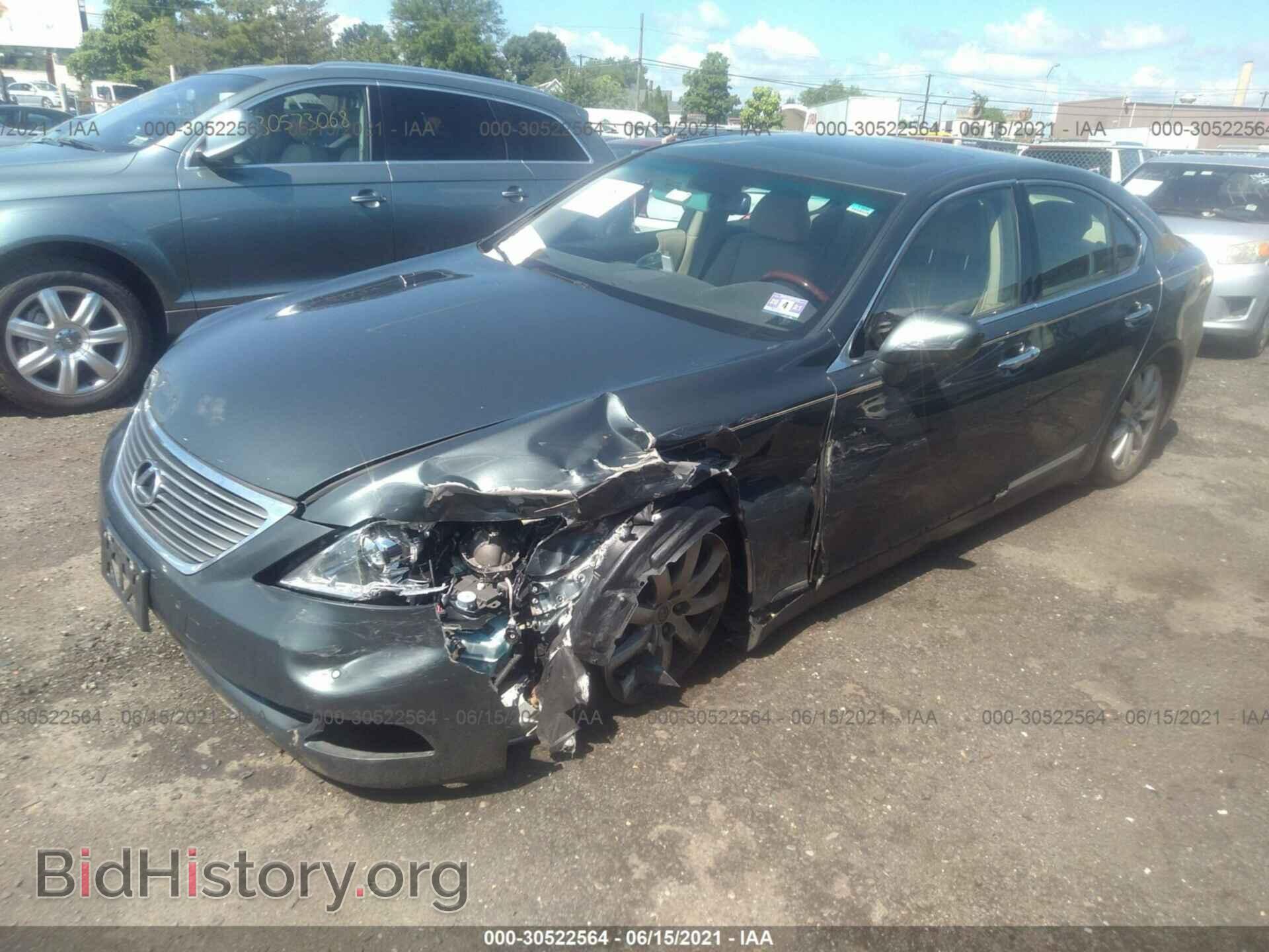 2007 LEXUS LS 460 - VIN: JTHBL46F775006747 - Photo 2
