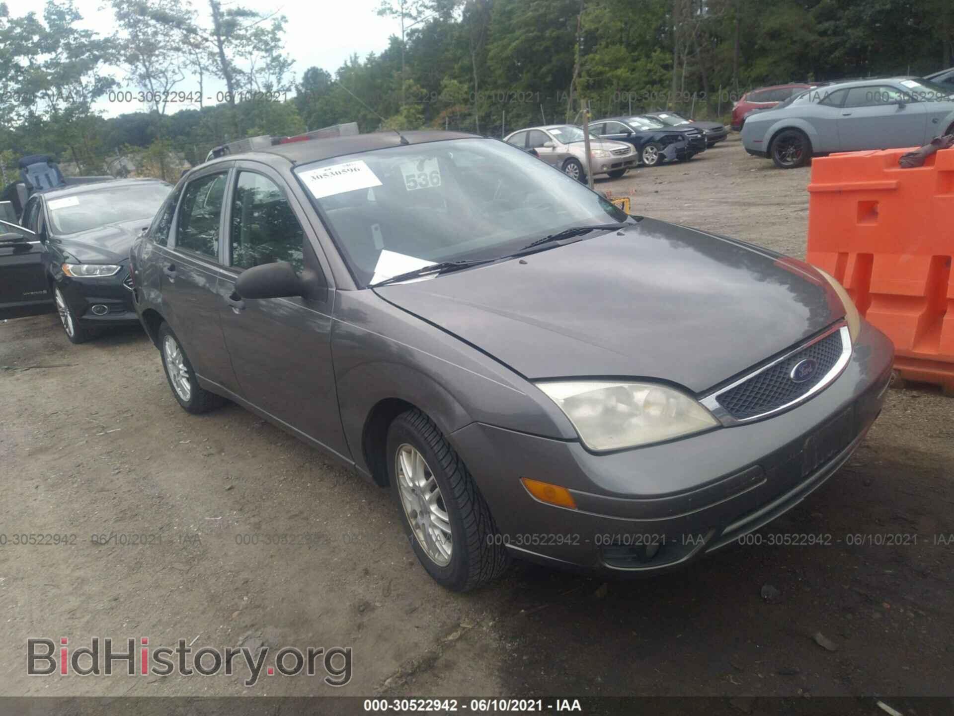 Photo 1FAHP34N47W187228 - FORD FOCUS 2007