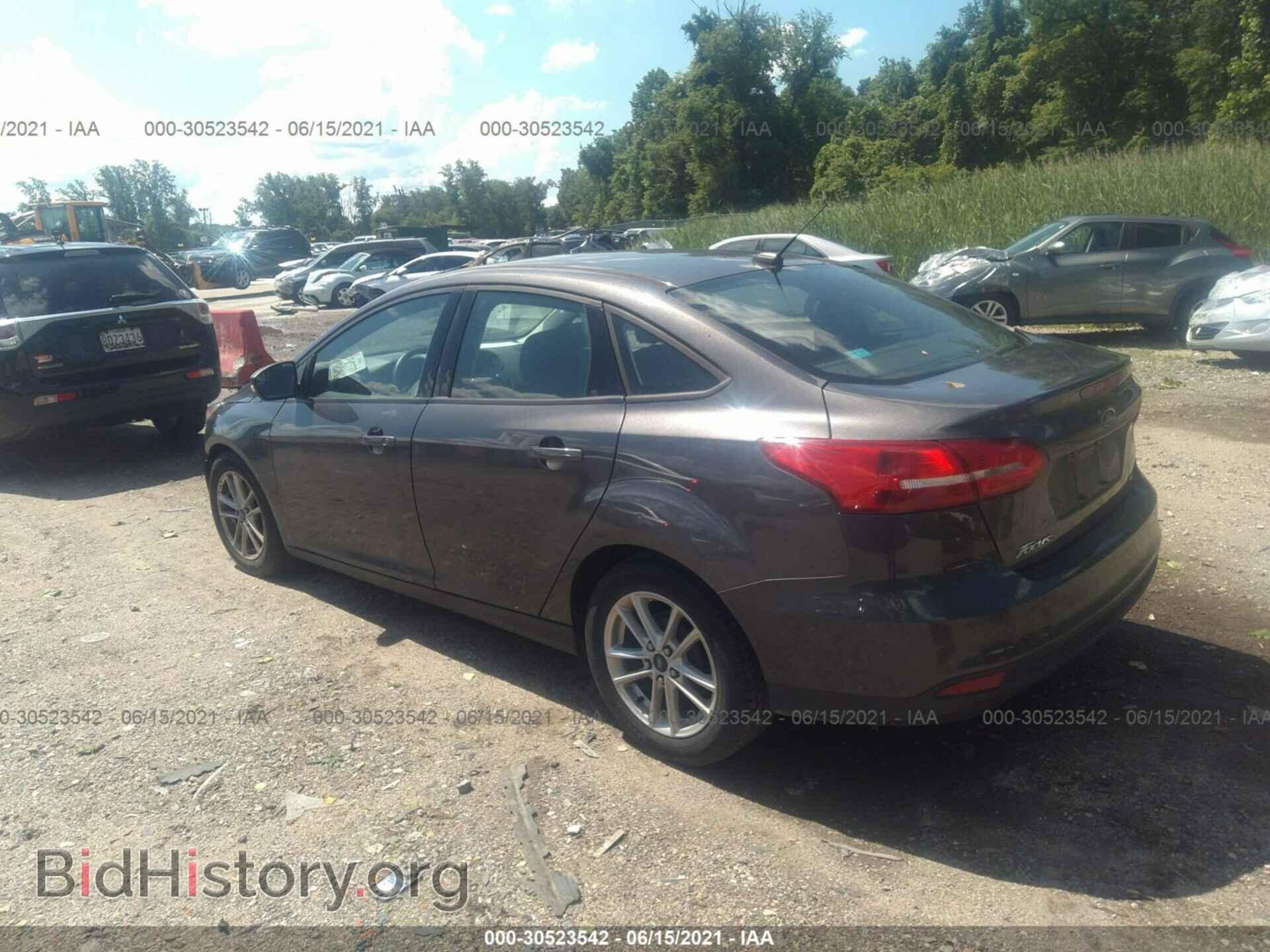 2016 FORD FOCUS - VIN: 1FADP3F21GL211097 - Фото 3
