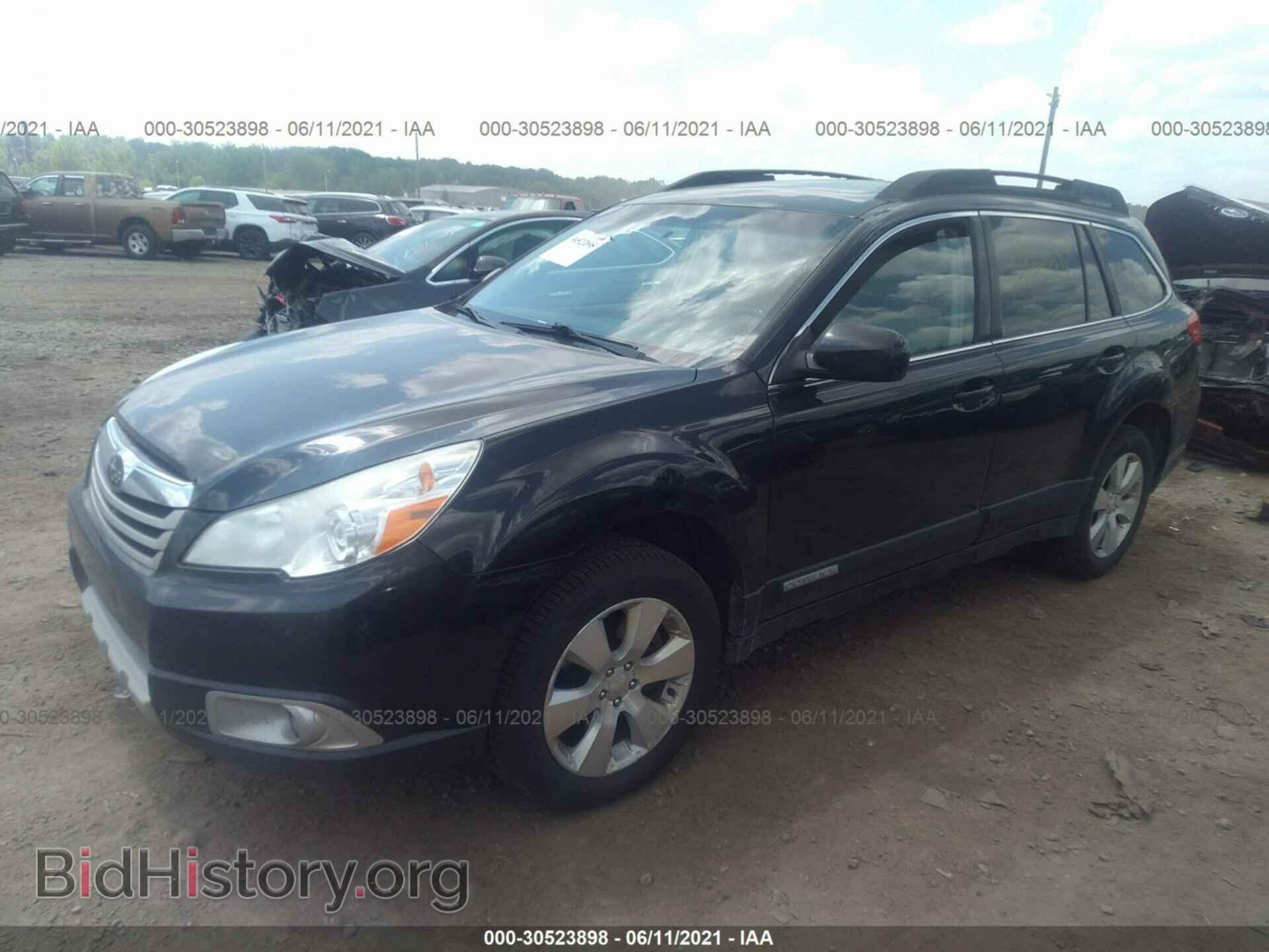 2011 SUBARU OUTBACK - VIN: 4S4BREKC8B2353432 - Фото 2