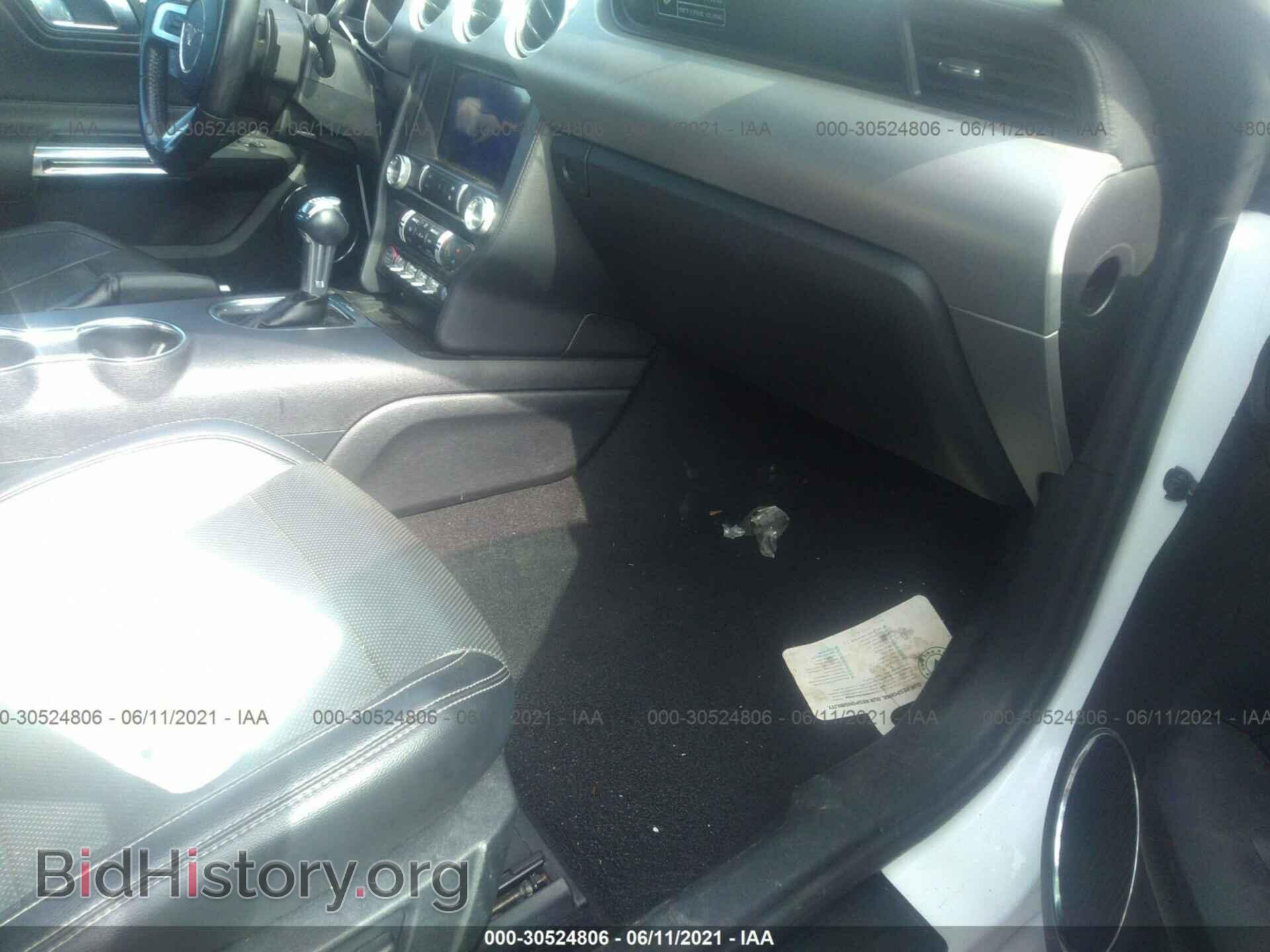 2020 FORD MUSTANG - VIN: 1FATP8UH3L5106012 - Фото 6
