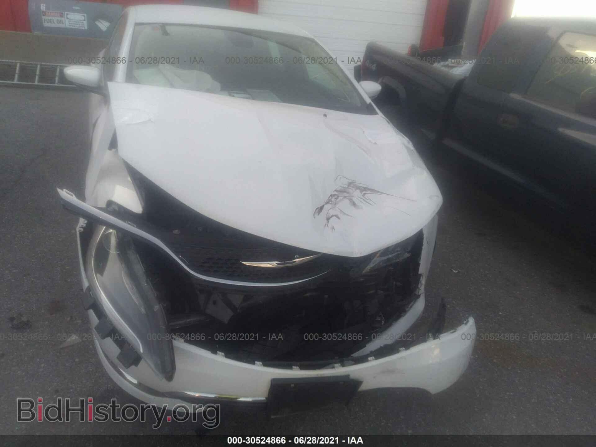 2016 CHRYSLER 200 - VIN: 1C3CCCAB9GN164984 - Фото 6