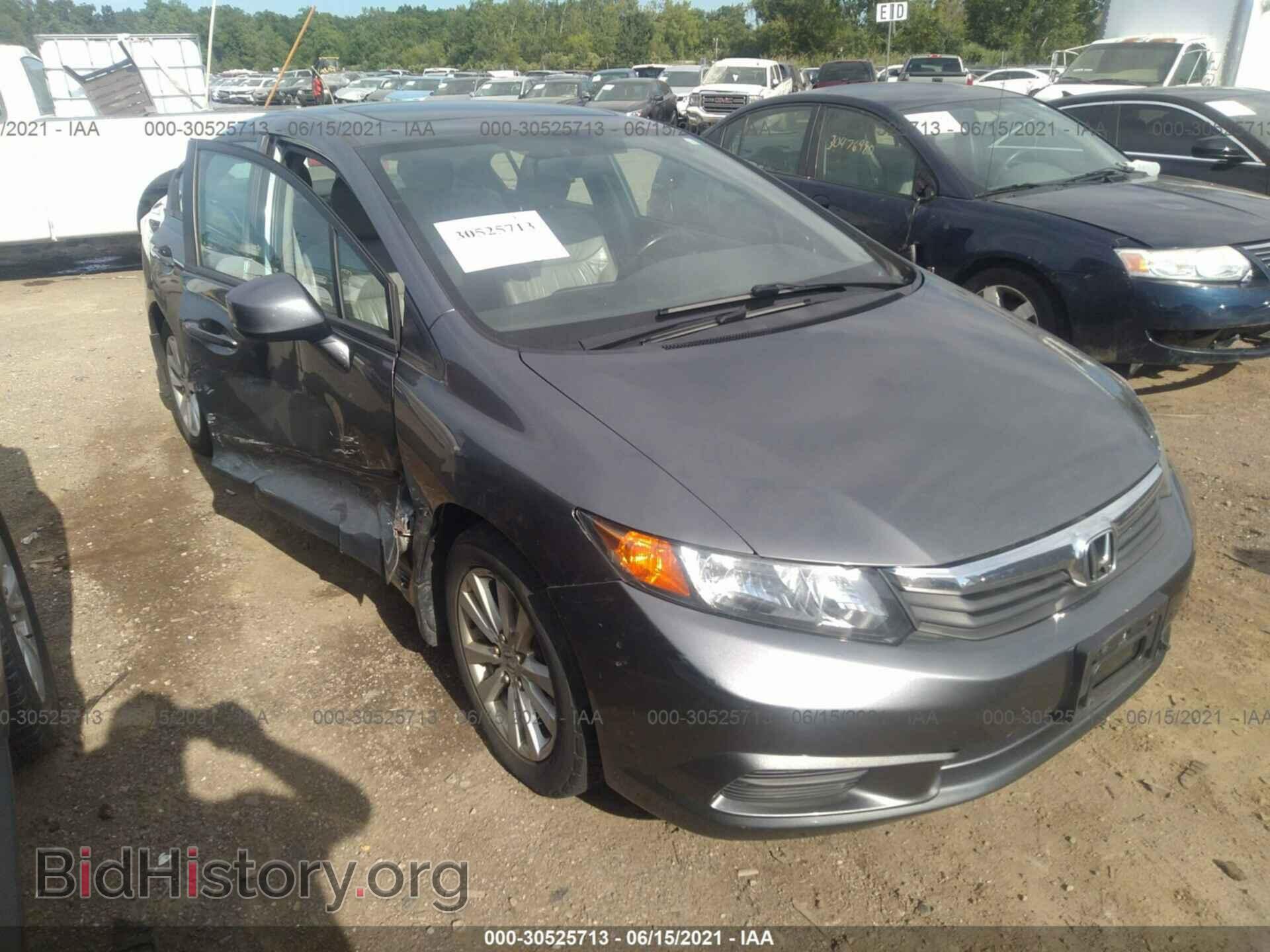 Photo 19XFB2F93CE001029 - HONDA CIVIC SDN 2012