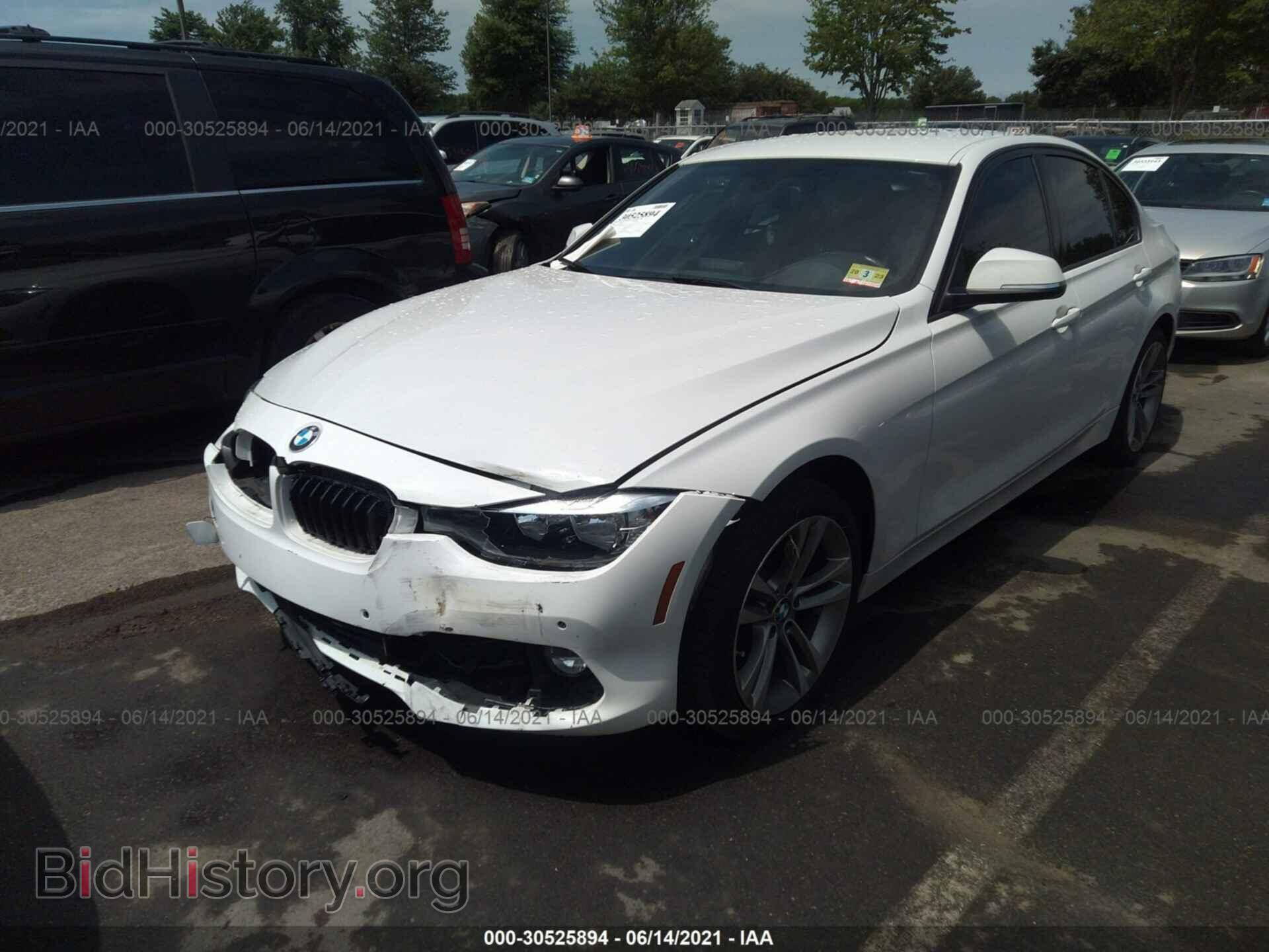 2016 BMW 3 SERIES - VIN: WBA8E3G54GNU02766 - Фото 2