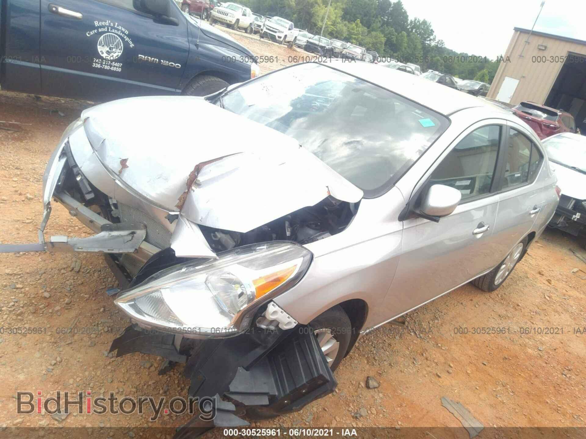 2016 NISSAN VERSA - VIN: 3N1CN7AP1GL852067 - Фото 2