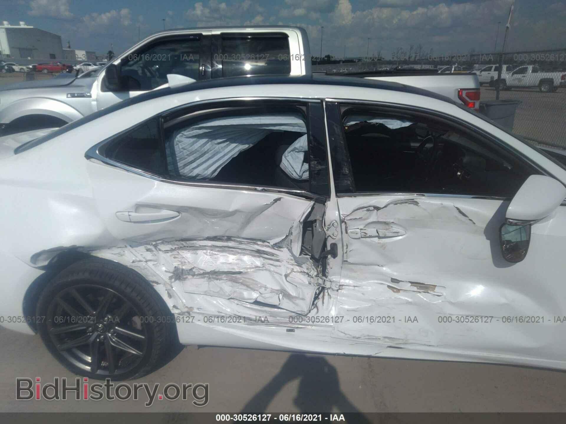 2016 LEXUS IS 200T - VIN: JTHBA1D29G5005670 - Фото 6