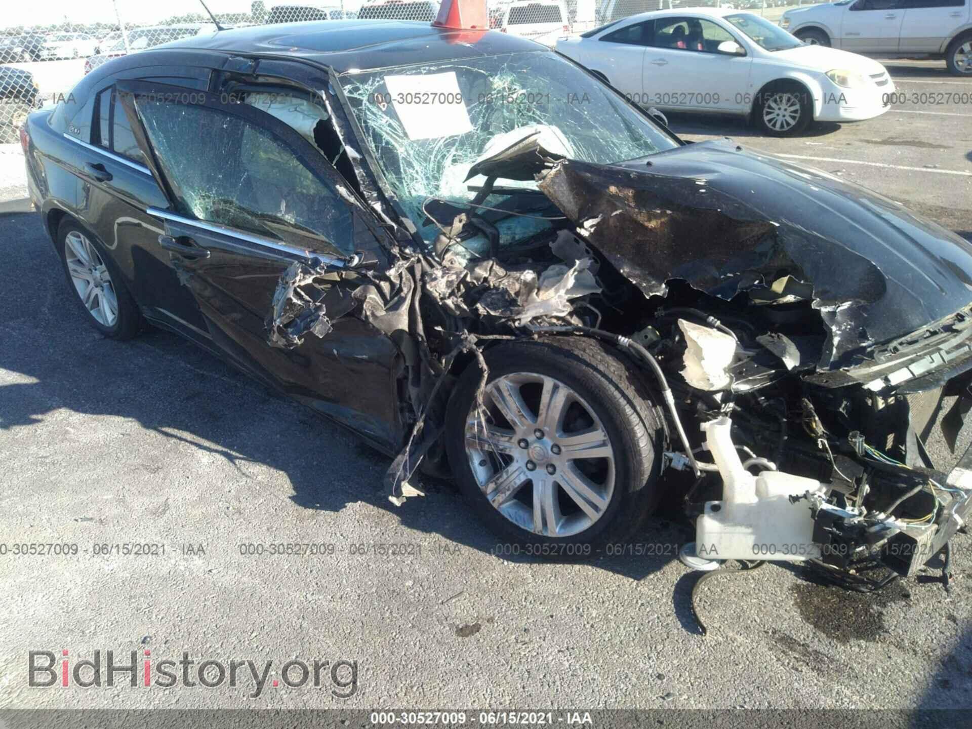 2013 CHRYSLER 200 - VIN: 1C3CCBBB7DN736154 - Фото 6