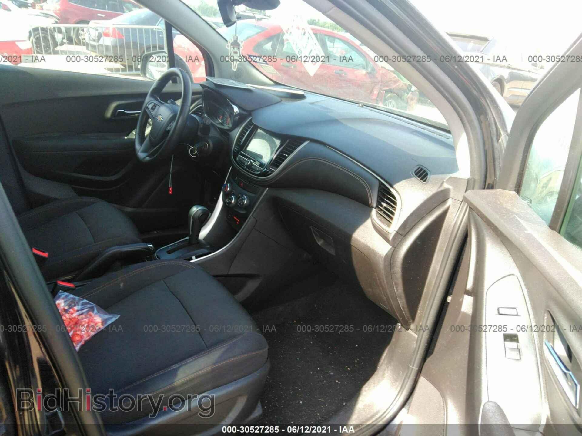 2017 CHEVROLET TRAX - VIN: 3GNCJLSB3HL130628 - Фото 5