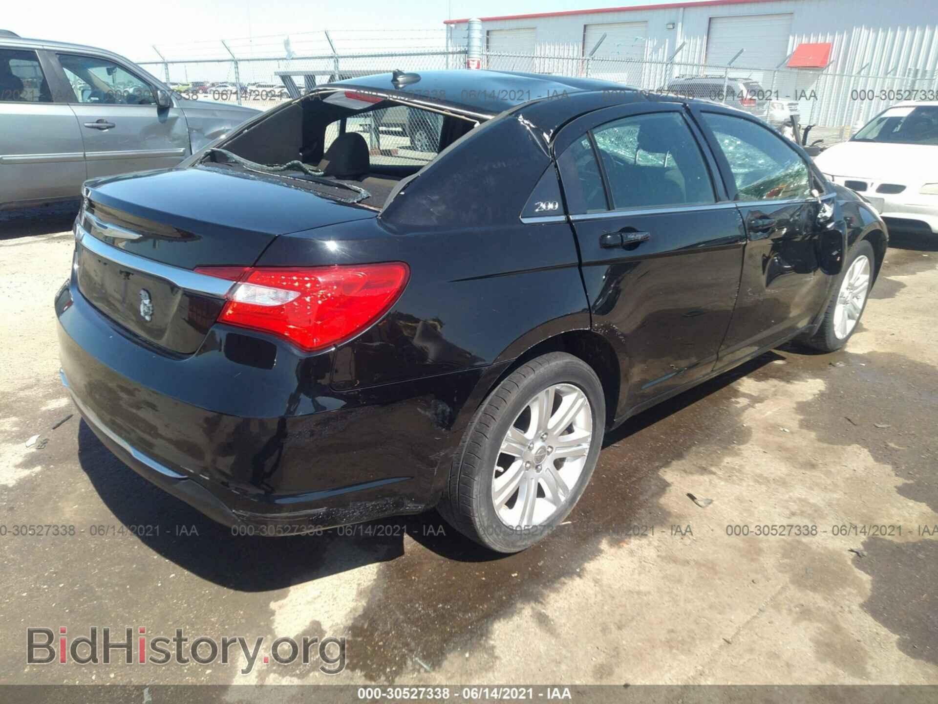 2012 CHRYSLER 200 - VIN: 1C3CCBBG7CN131514 - Фото 4