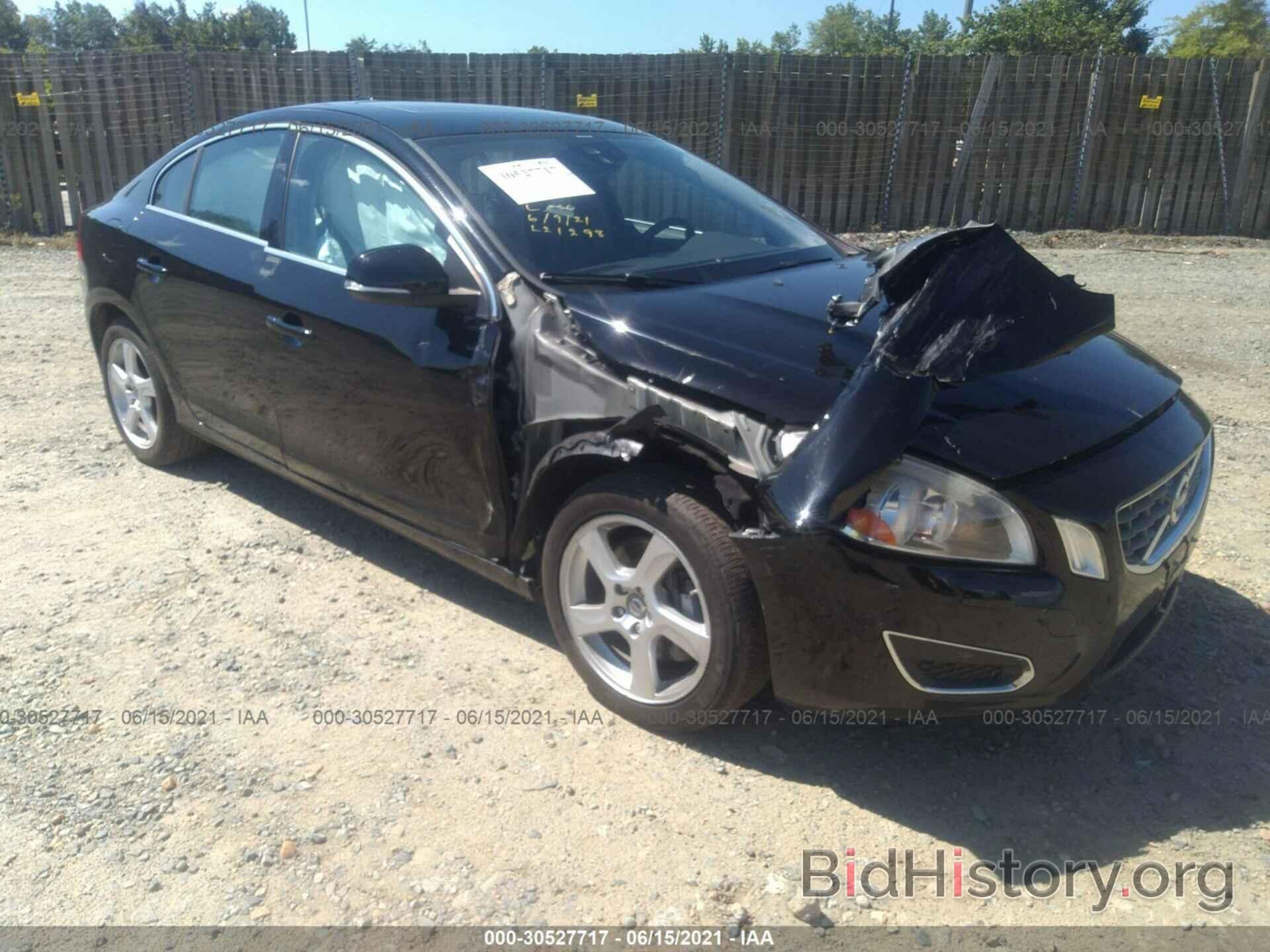 Photo YV1612FH1D2172624 - VOLVO S60 2013