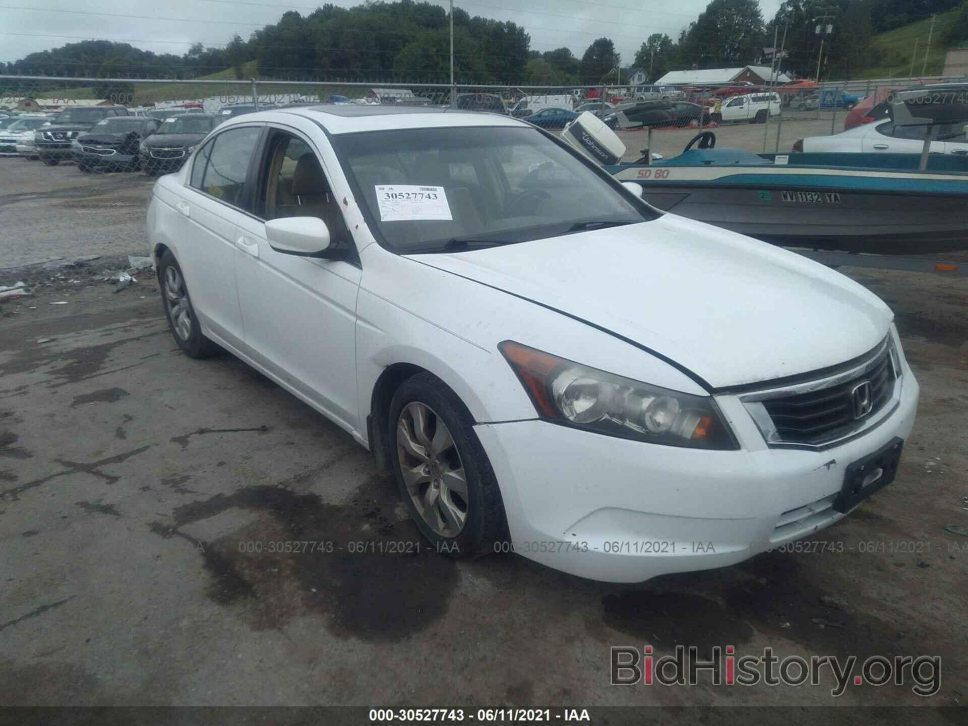 Photo 1HGCP26838A070472 - HONDA ACCORD SDN 2008