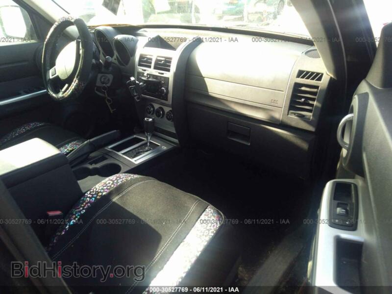 2011 Dodge NITRO (VIN 1D4PT5GK4BW561444) — фото 5 из 11