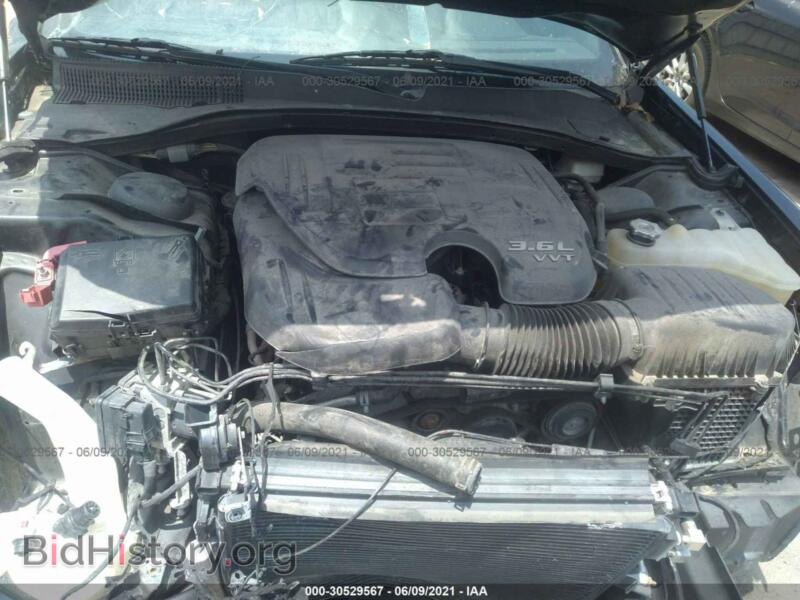2014 Chrysler 300 (VIN 2C3CCAKG0EH120845) — photo 10 of 11