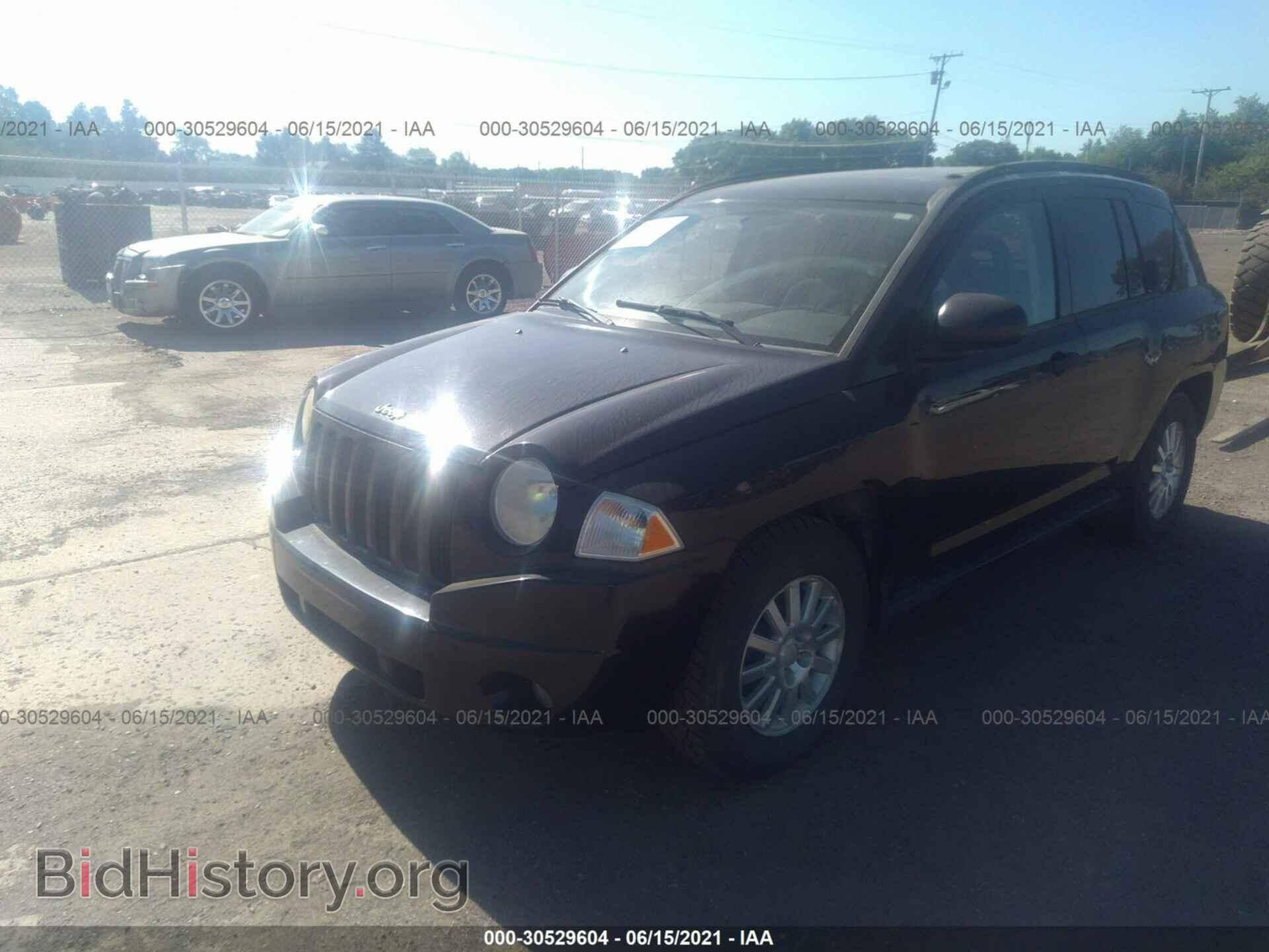 2007 JEEP COMPASS - VIN: 1J8FF47W07D586219 - Фото 2