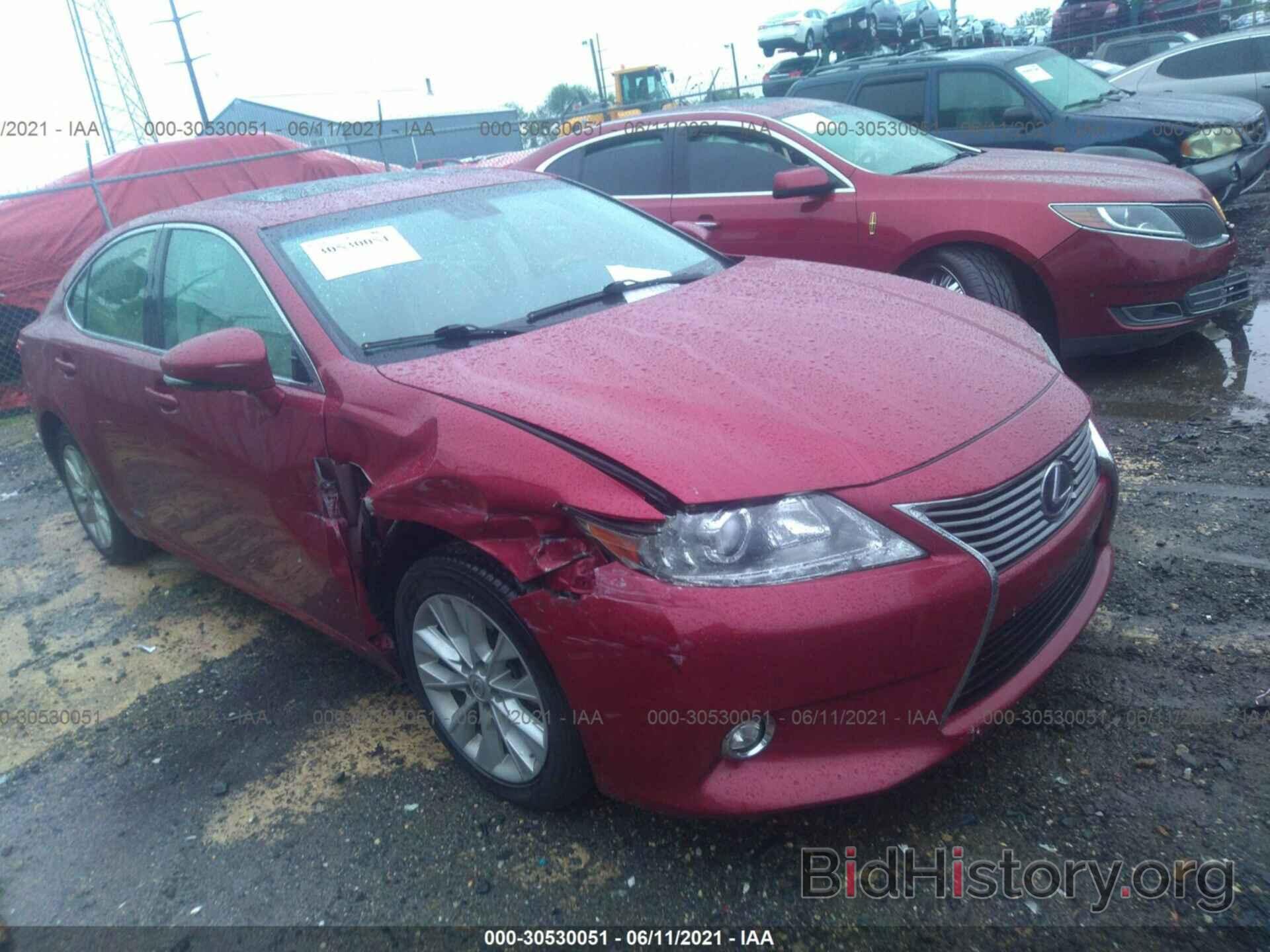 Photo JTHBW1GG4E2046747 - LEXUS ES 300H 2014