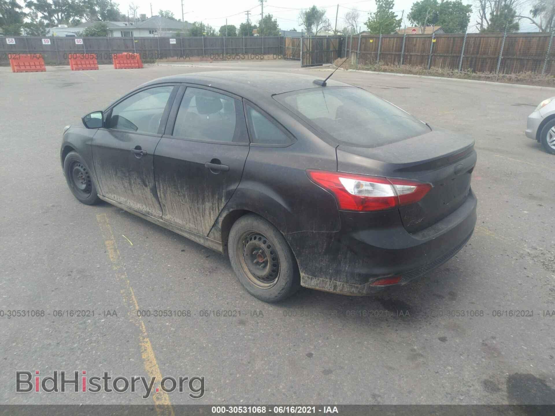 2014 FORD FOCUS - VIN: 1FADP3E26EL452684 - Фото 3