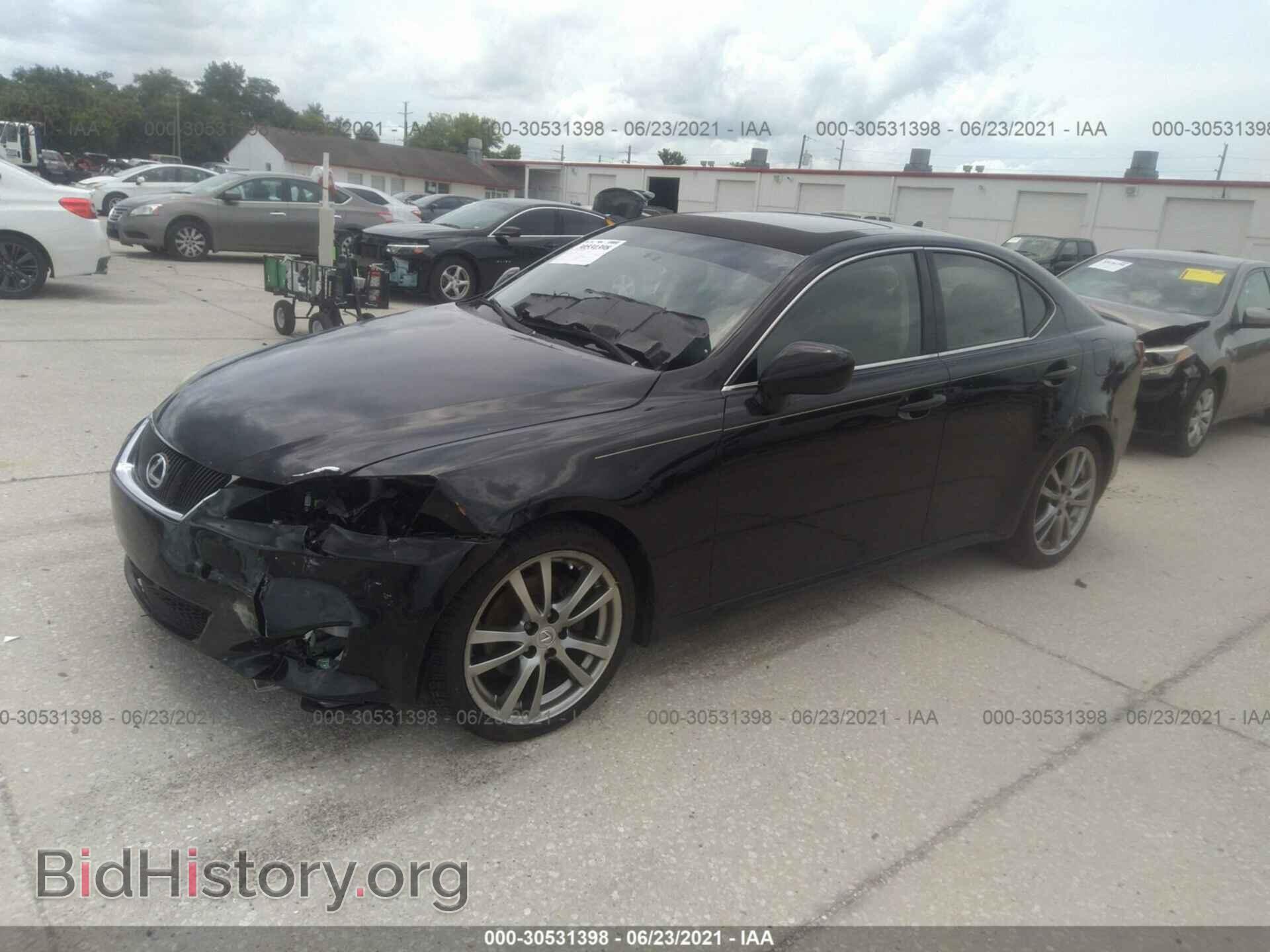 2008 LEXUS IS 250 - VIN: JTHBK262785069207 - Фото 2