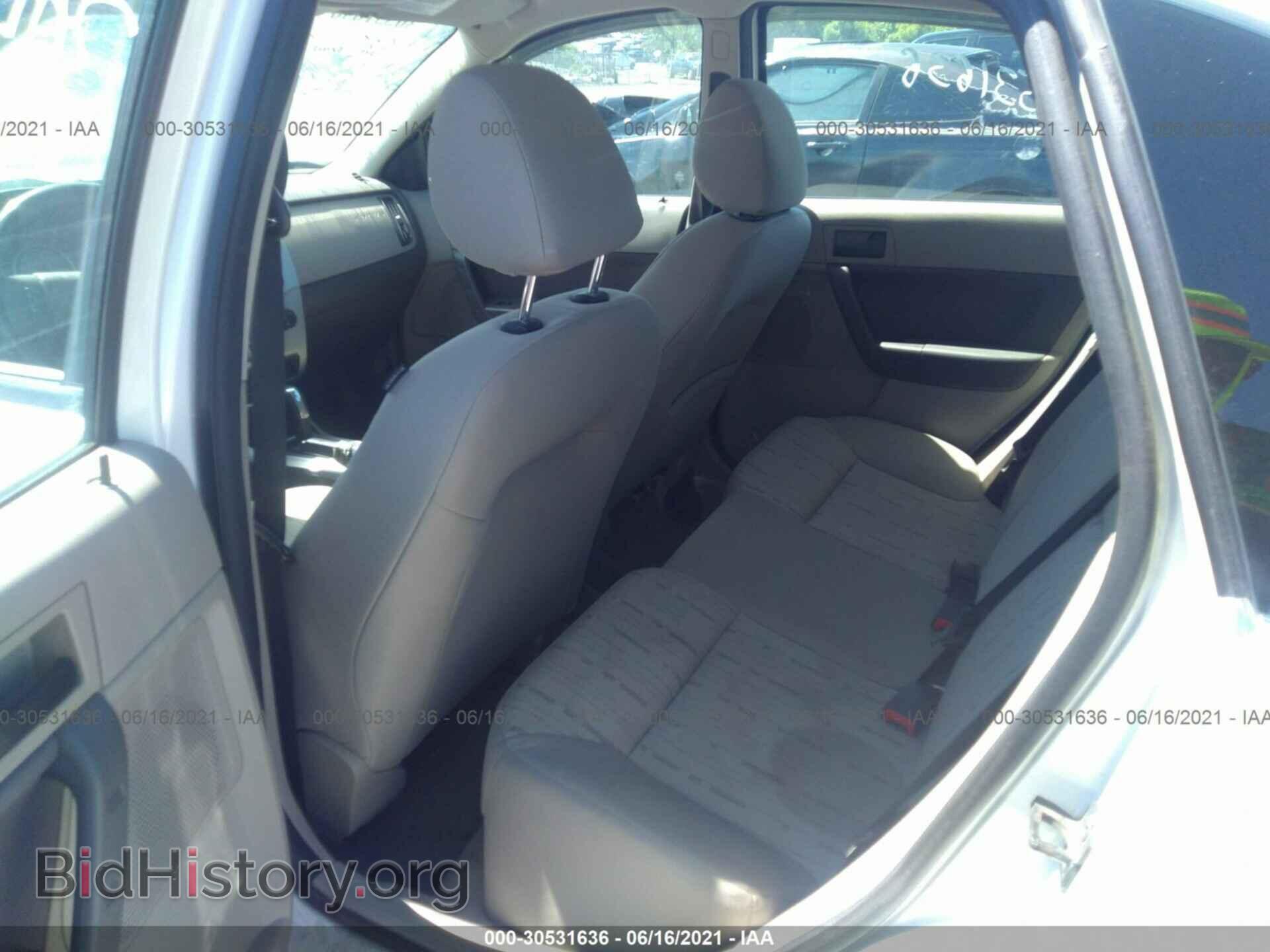 2011 FORD FOCUS - VIN: 1FAHP3FN5BW187681 - Фото 8