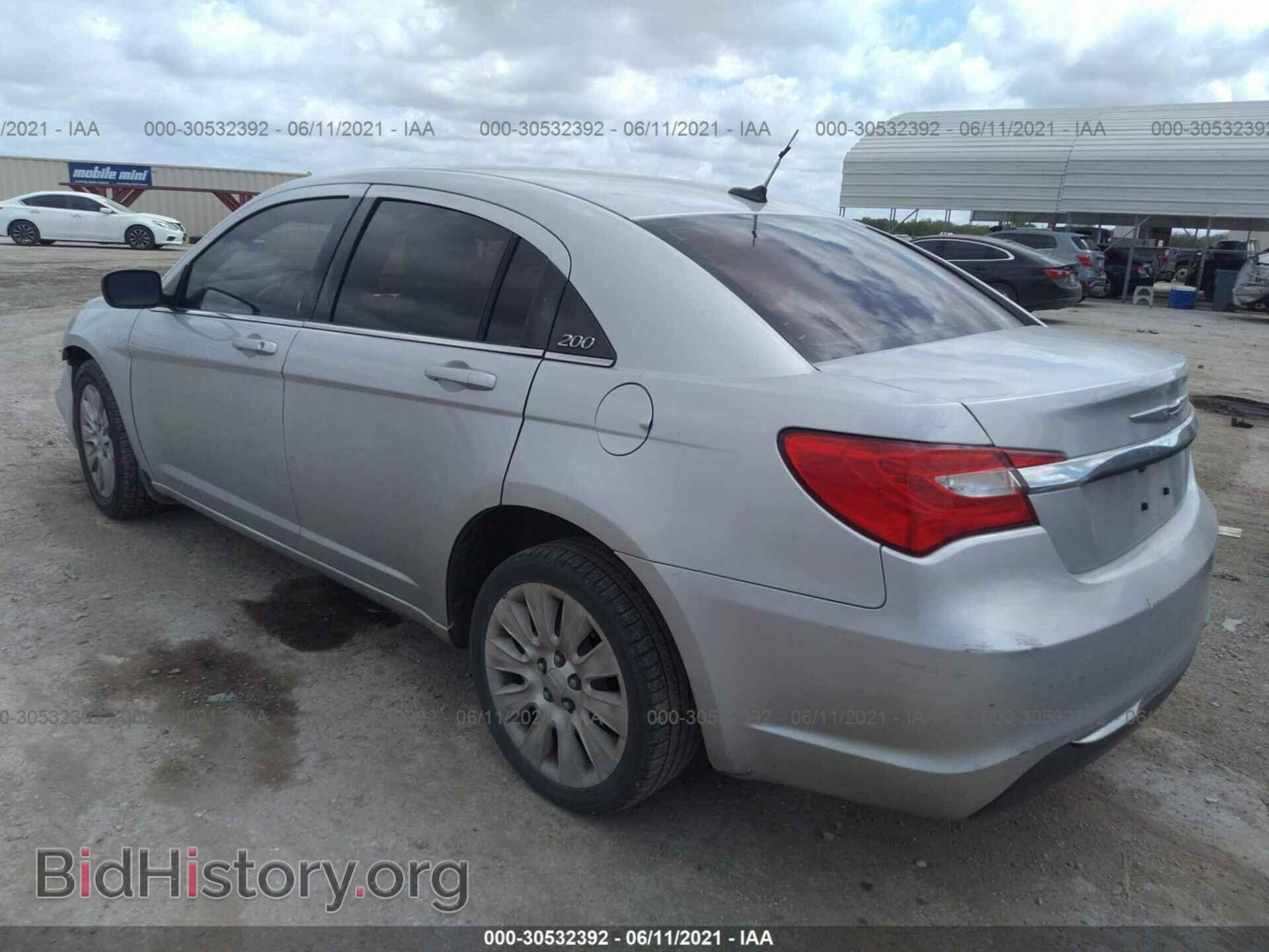 2012 CHRYSLER 200 - VIN: 1C3CCBAB7CN158234 - Фото 3