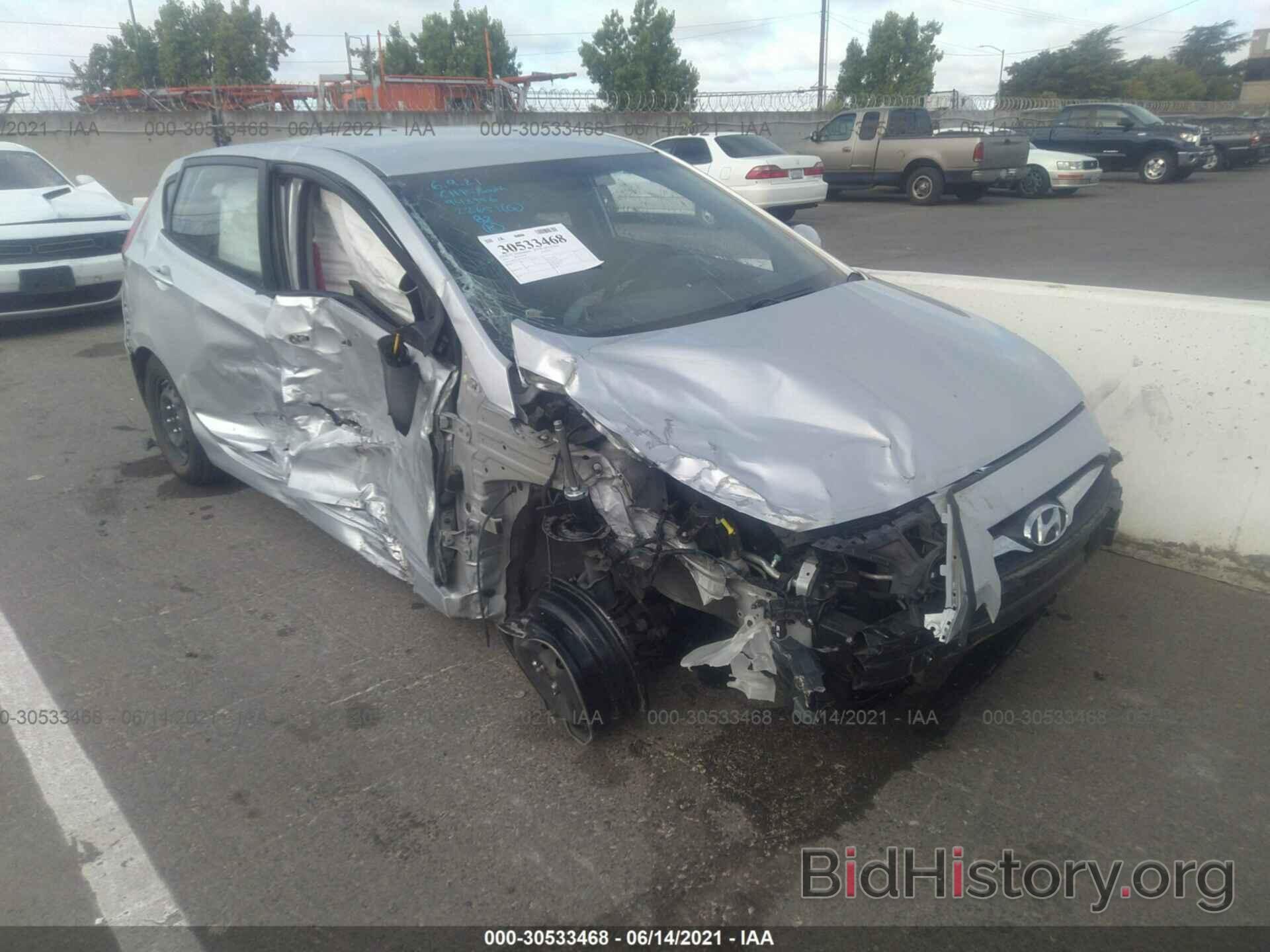 Photo KMHCT5AE9DU091209 - HYUNDAI ACCENT 2013