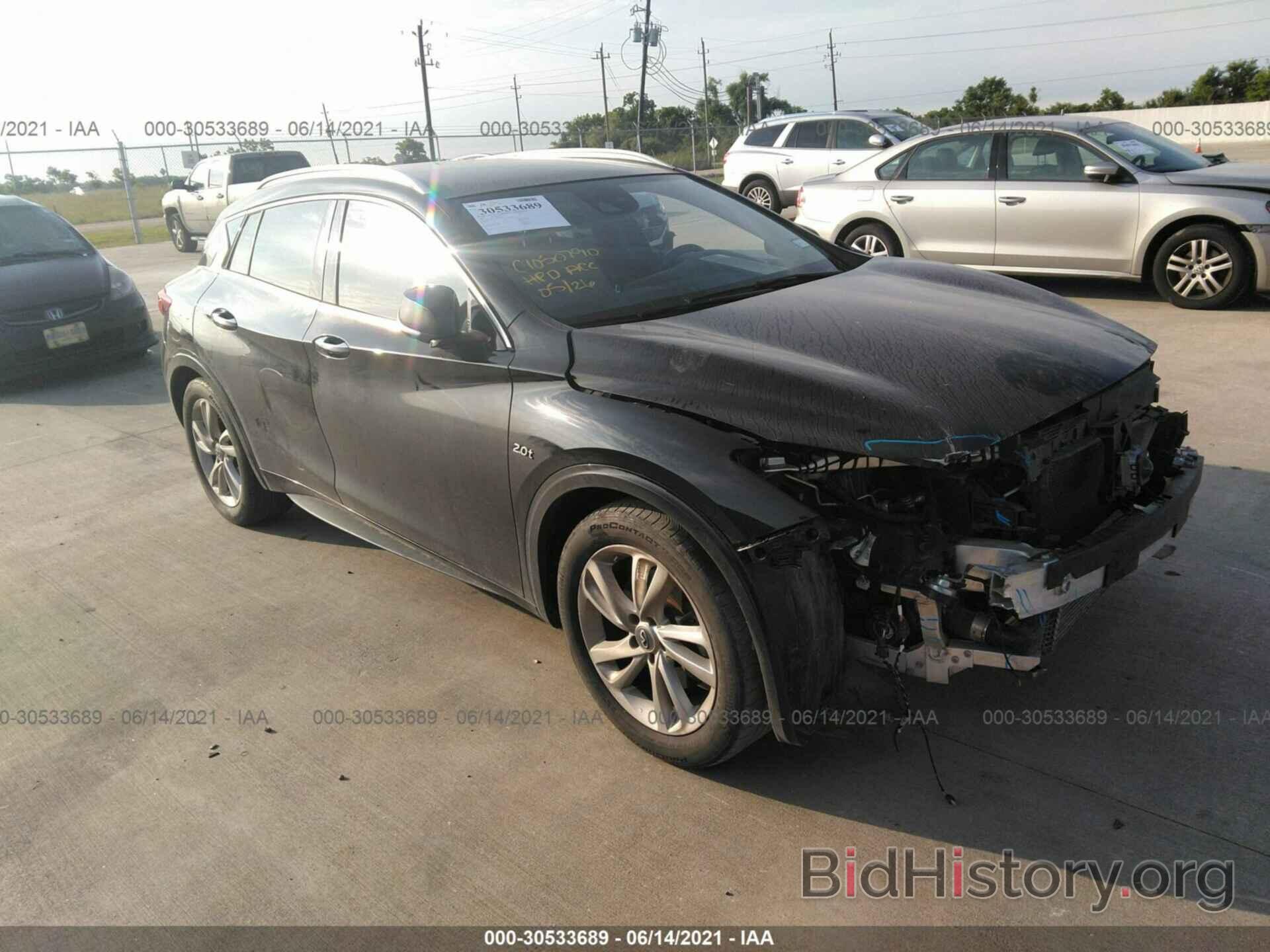 Photo SJKCH5CP9HA017393 - INFINITI QX30 2017