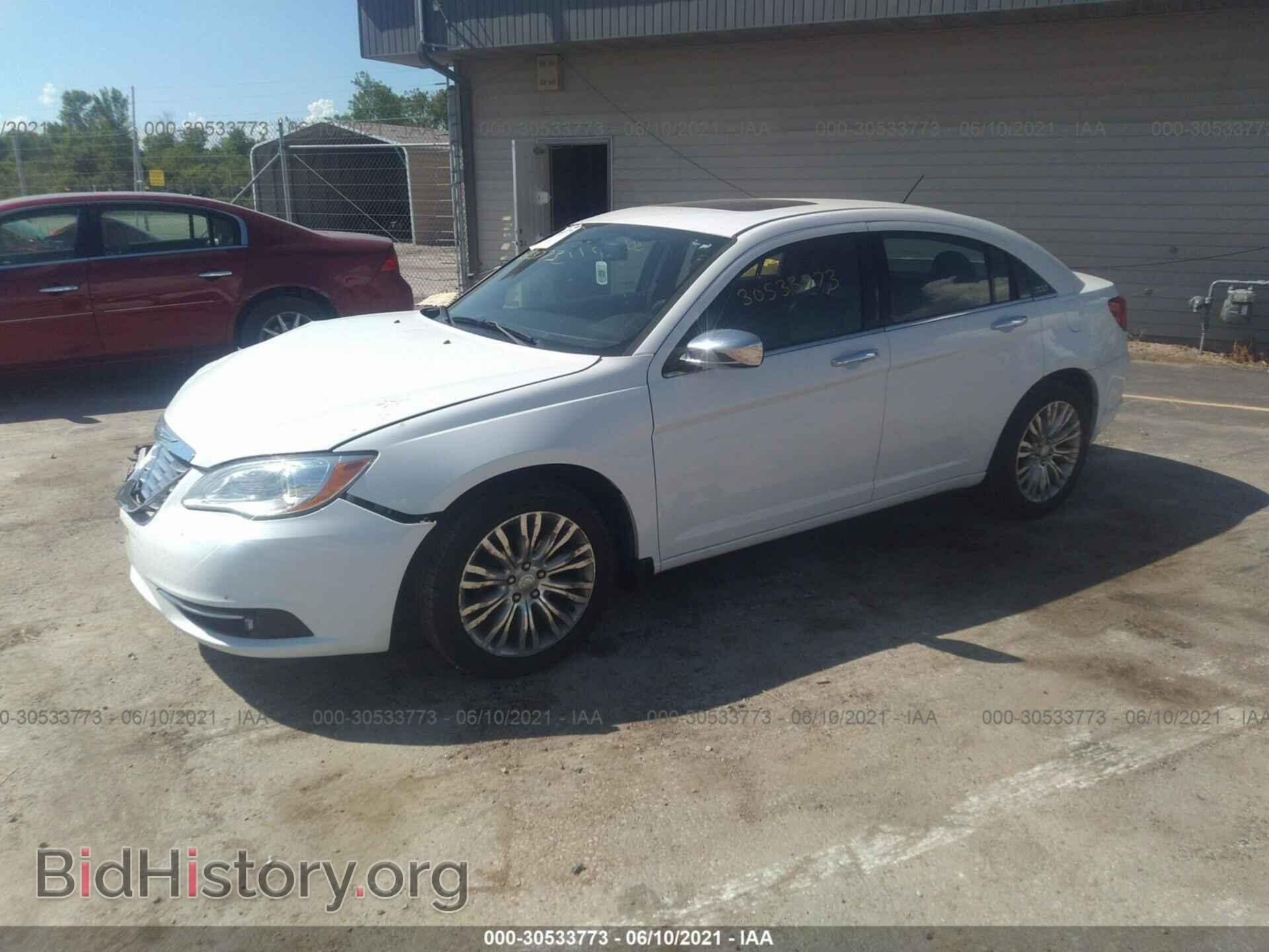 2012 CHRYSLER 200 - VIN: 1C3CCBCB1CN306486 - Фото 2