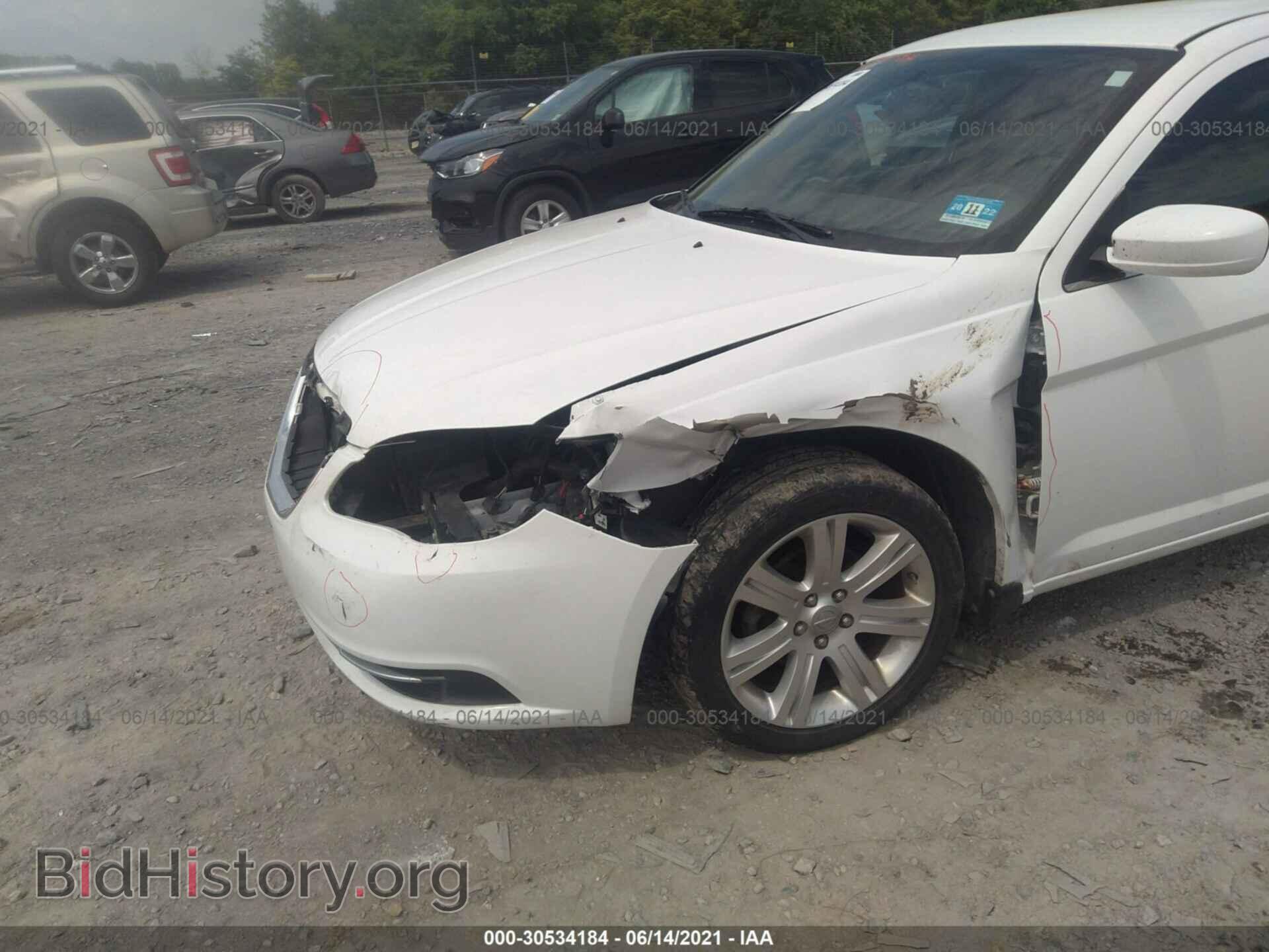 2013 CHRYSLER 200 - VIN: 1C3CCBAB4DN670602 - Photo 6