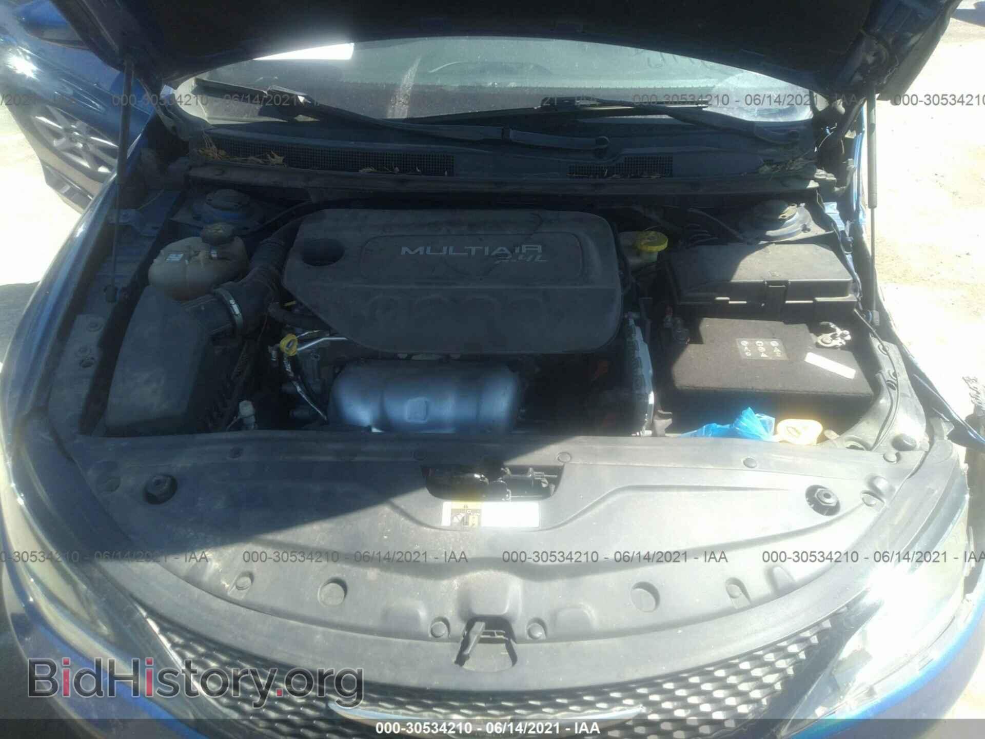 2015 CHRYSLER 200 - VIN: 1C3CCCBB0FN535916 - Фото 10