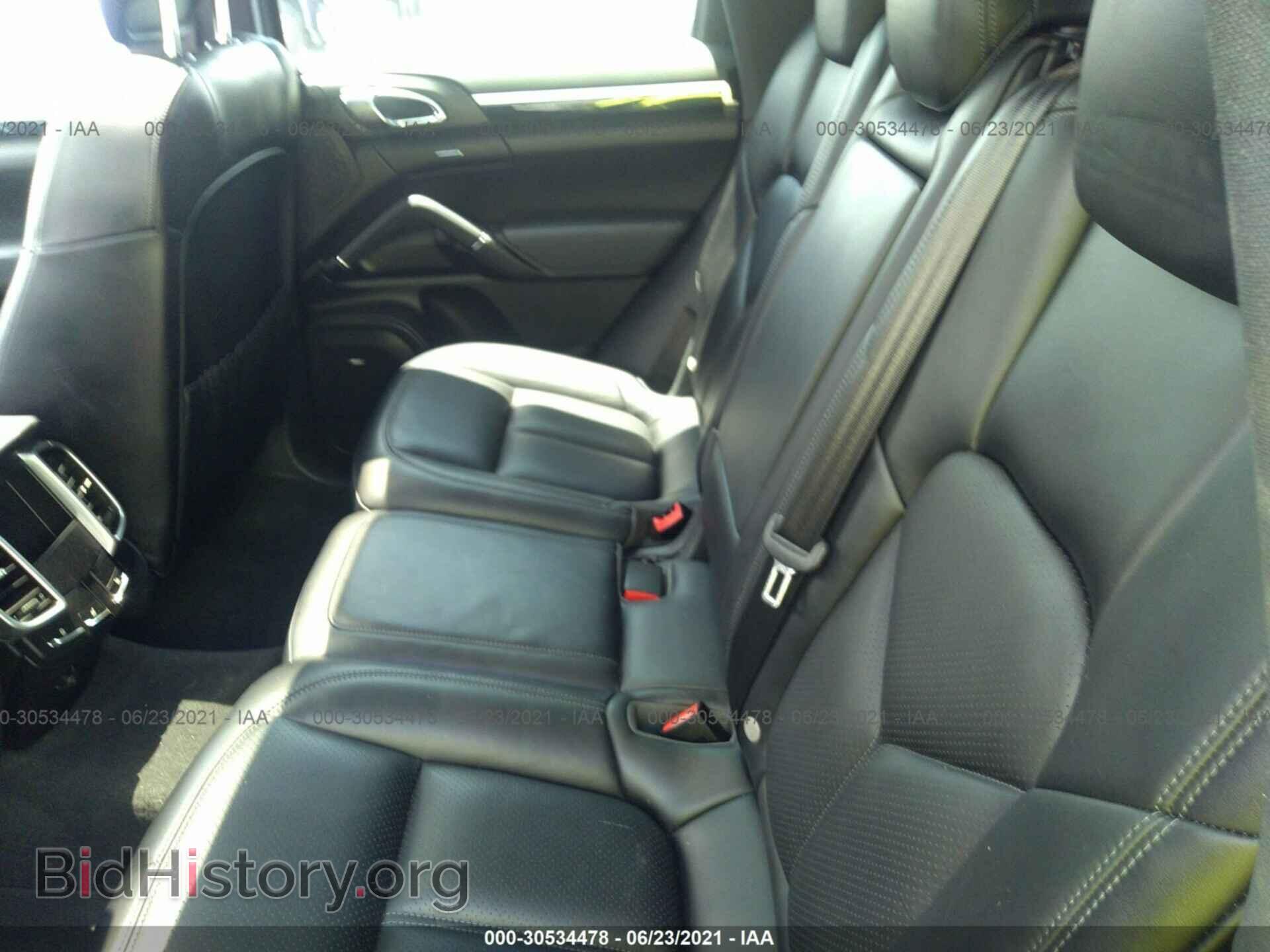 2017 PORSCHE CAYENNE - VIN: WP1AB2A20HLA51680 - Фото 8