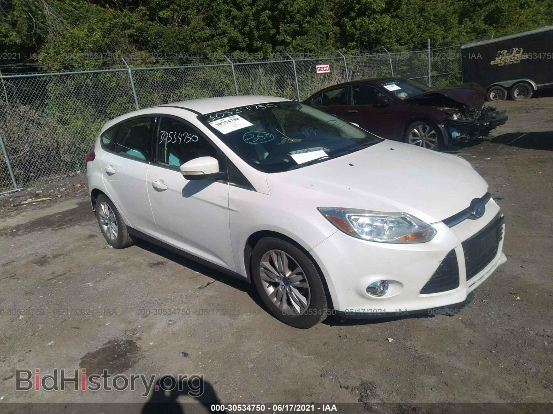 Photo 1FAHP3M28CL260876 - FORD FOCUS 2012