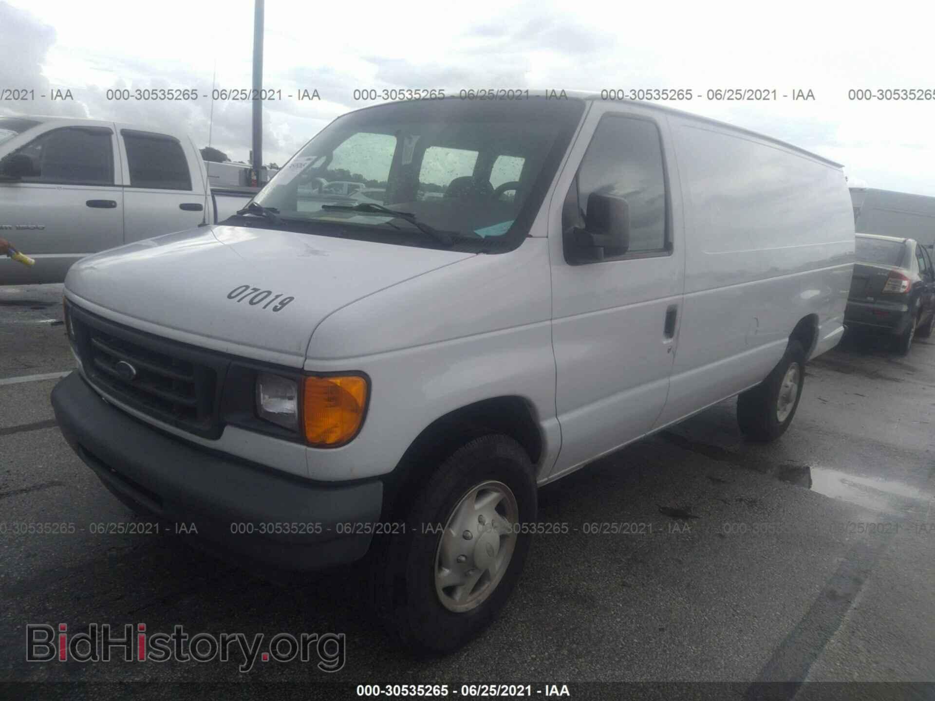 2007 FORD ECONOLINE CARGO VAN - VIN: 1FTNS24L97DA31153 - Фото 2