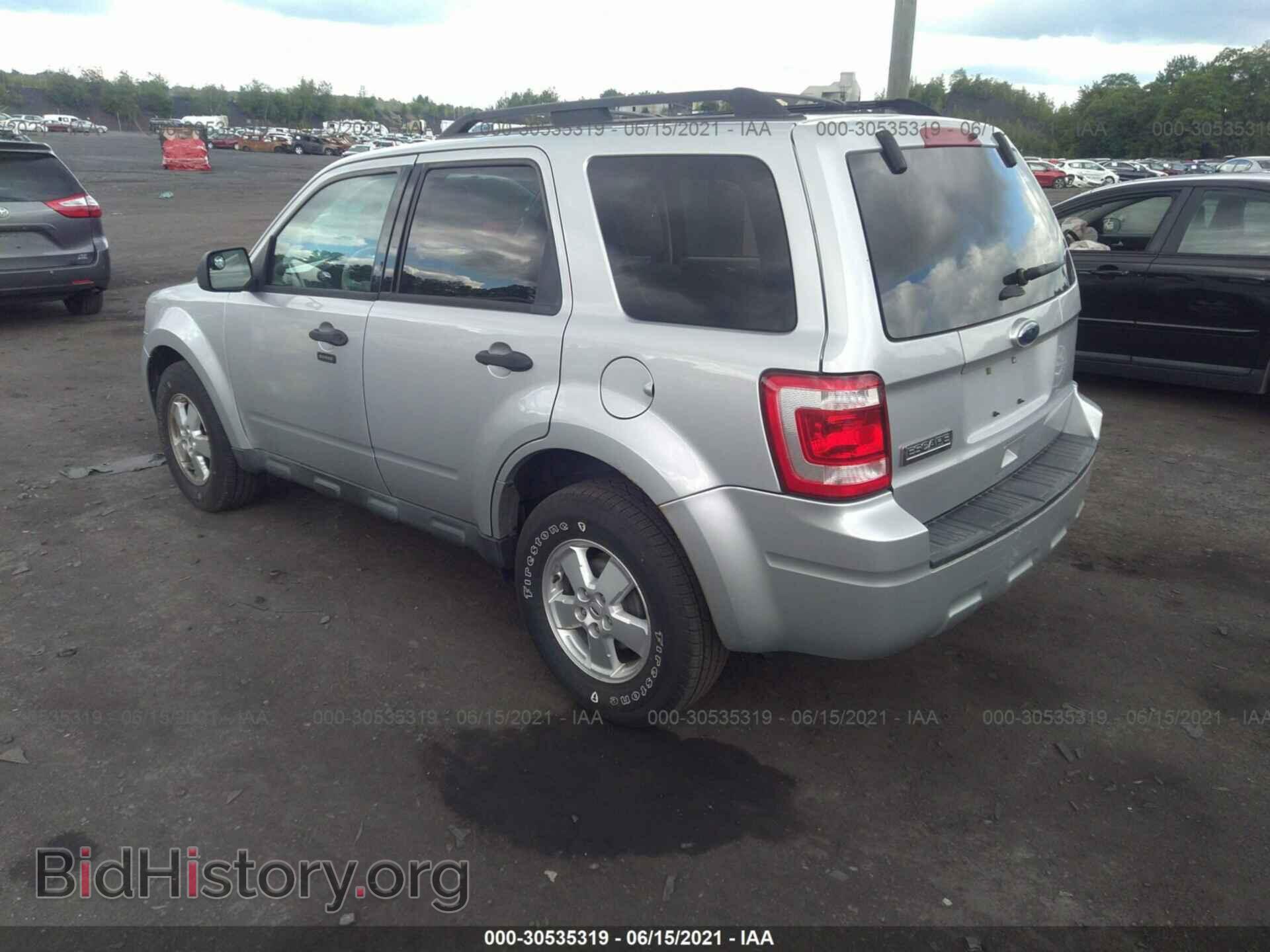 2011 FORD ESCAPE - VIN: 1FMCU9D77BKC47404 - Photo 3