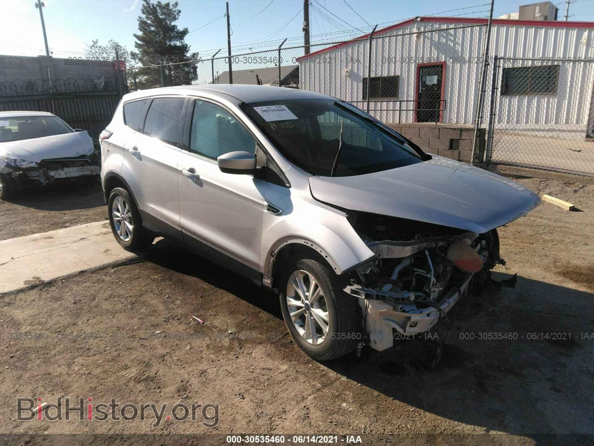 Photo 1FMCU0G92HUB31422 - FORD ESCAPE 2017