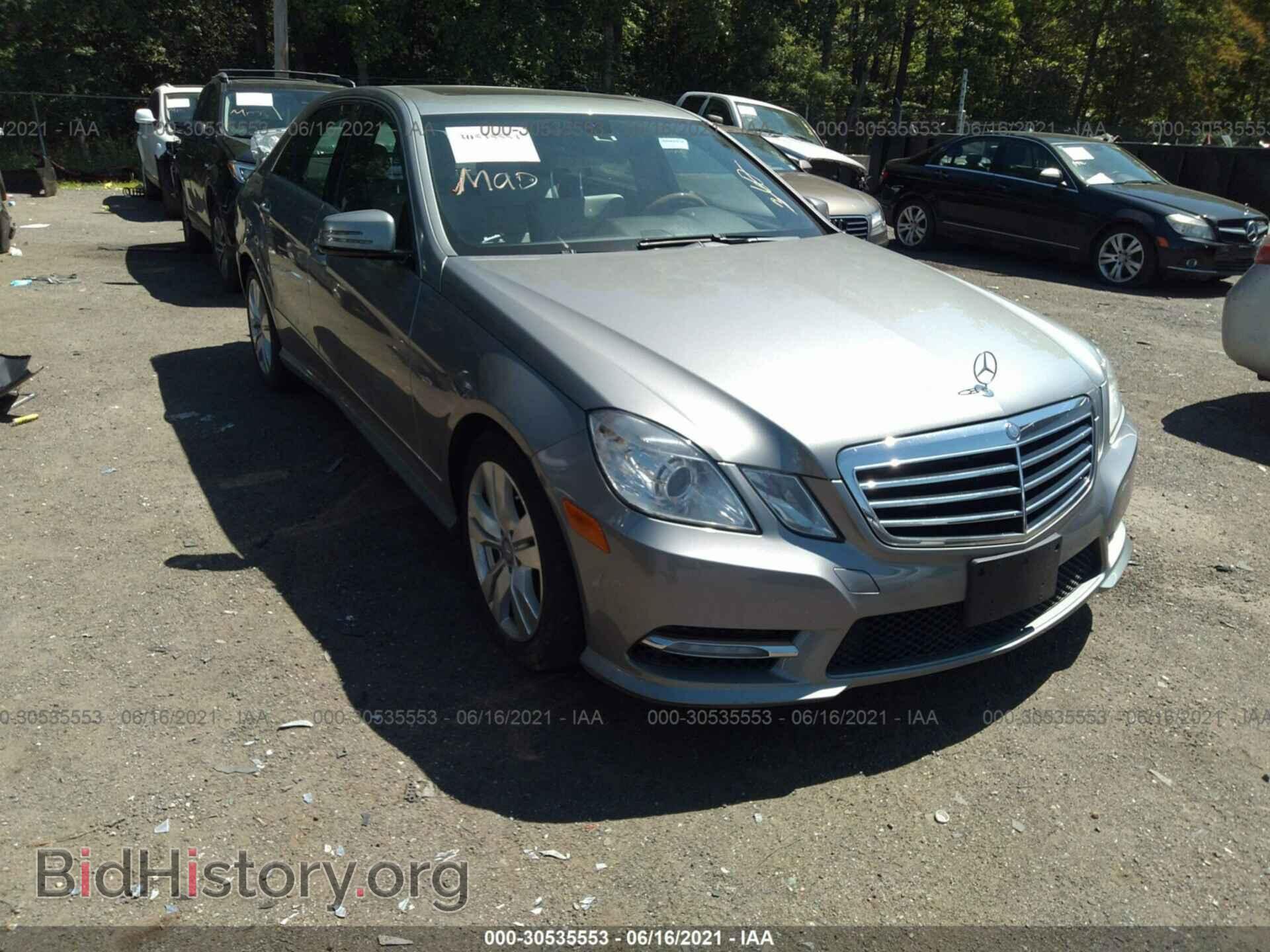 Photo WDDHF2EB3CA590562 - MERCEDES-BENZ E-CLASS 2012