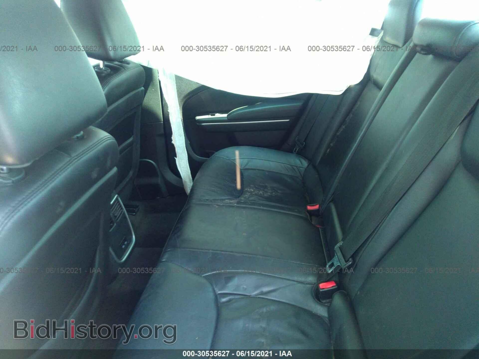 2015 CHRYSLER 300 - VIN: 2C3CCAAG0FH749055 - Фото 8
