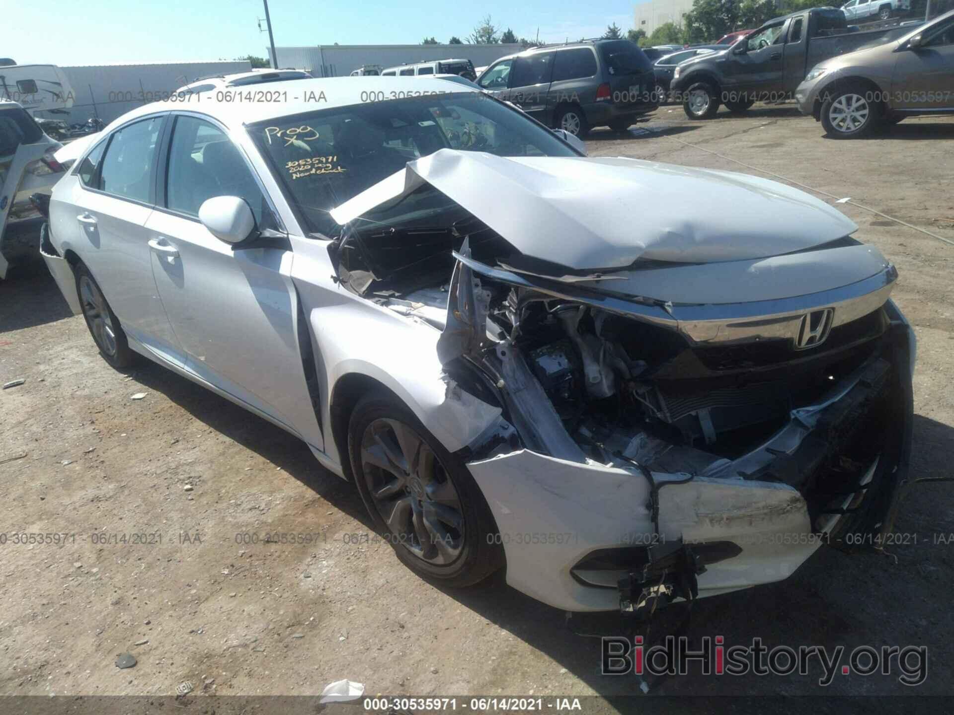 Photo 1HGCV1F16LA038384 - HONDA ACCORD SEDAN 2020