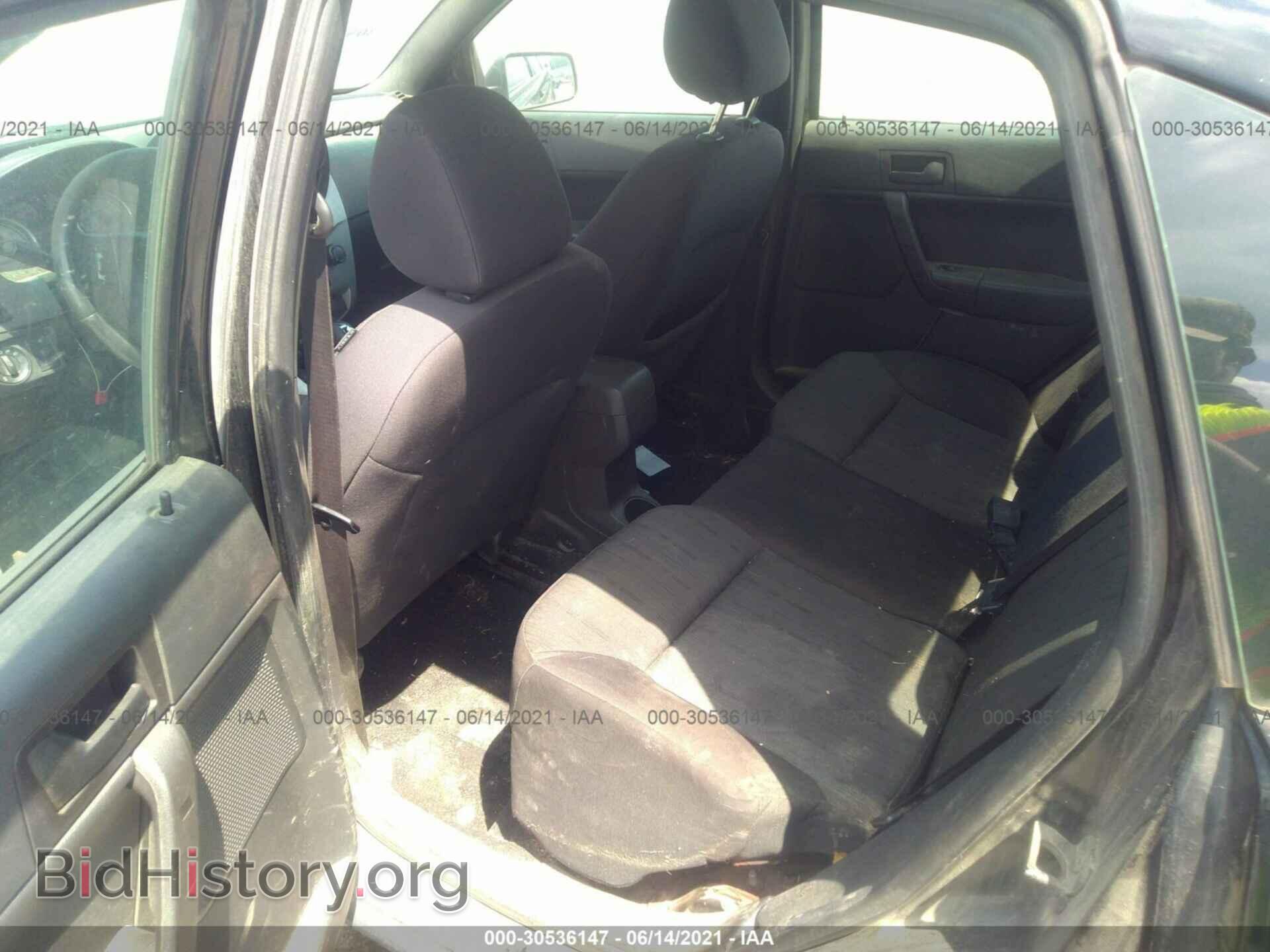 2011 FORD FOCUS - VIN: 1FAHP3FNXBW105427 - Photo 8