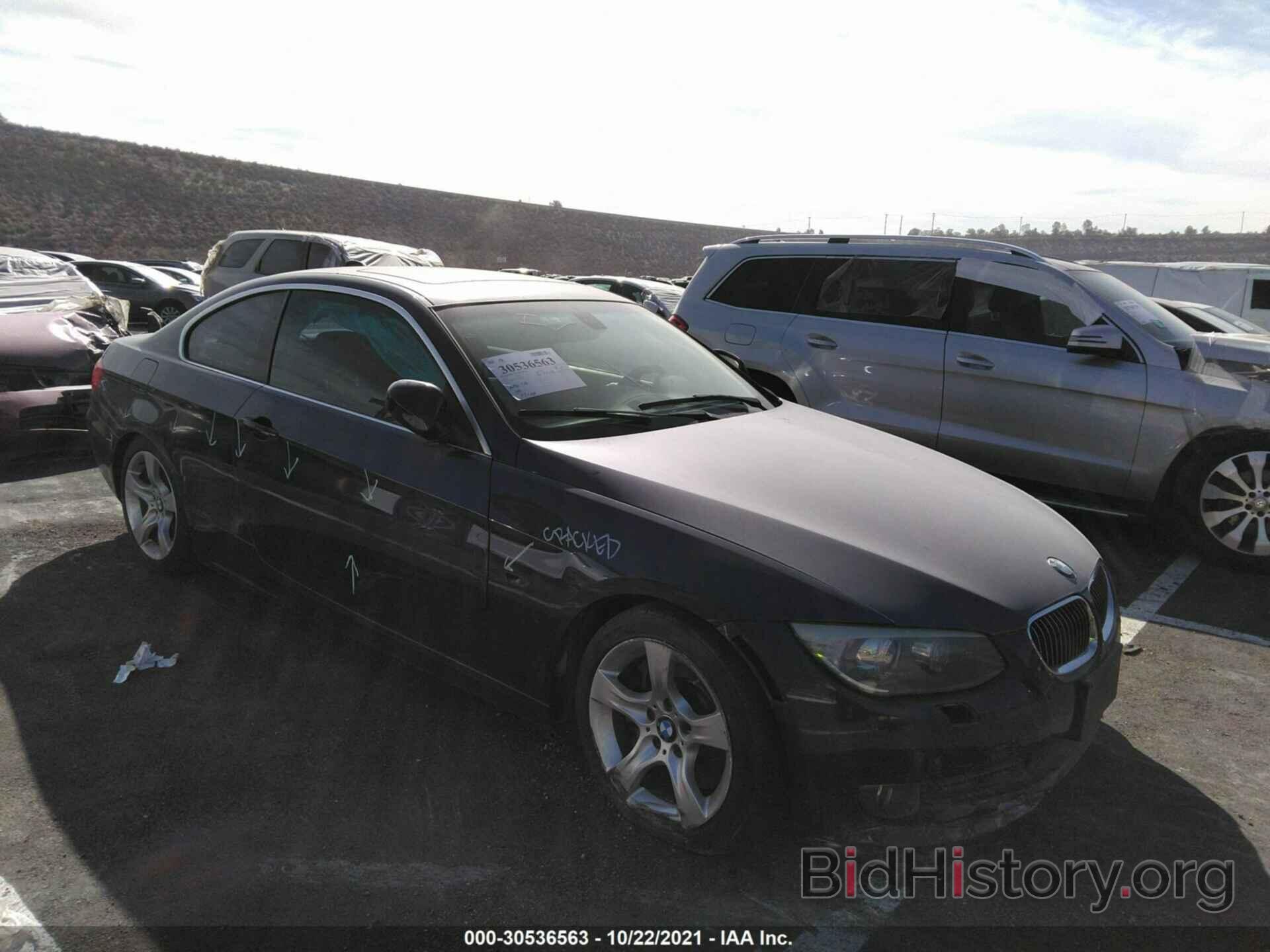 Photo WBAKG7C50BE598971 - BMW 3 SERIES 2011