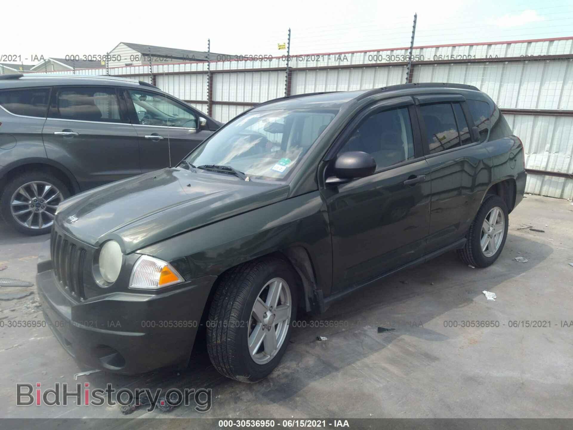 2007 JEEP COMPASS - VIN: 1J8FT47W47D131995 - Фото 2