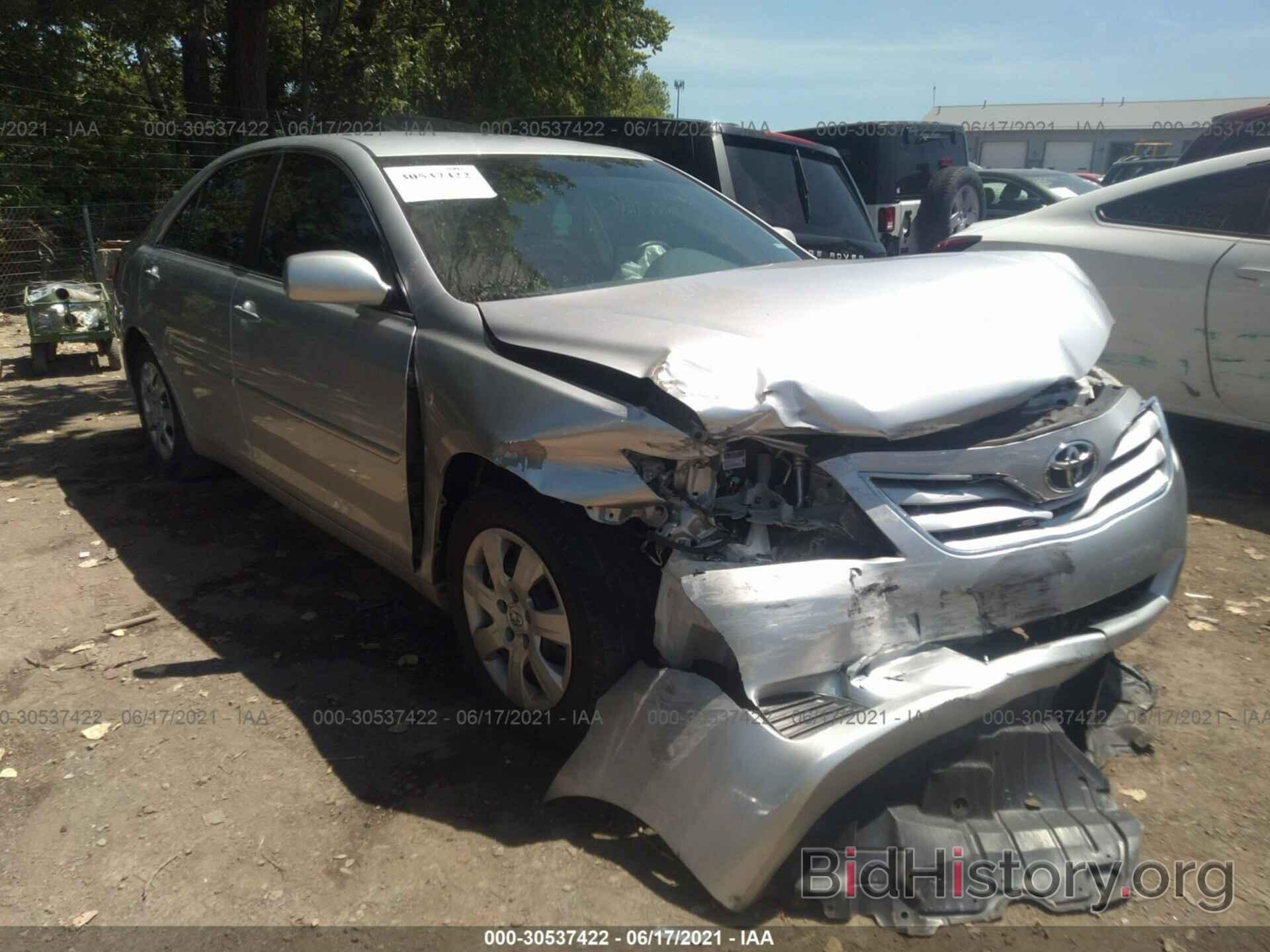 Photo 4T1BF3EK2AU072472 - TOYOTA CAMRY 2010